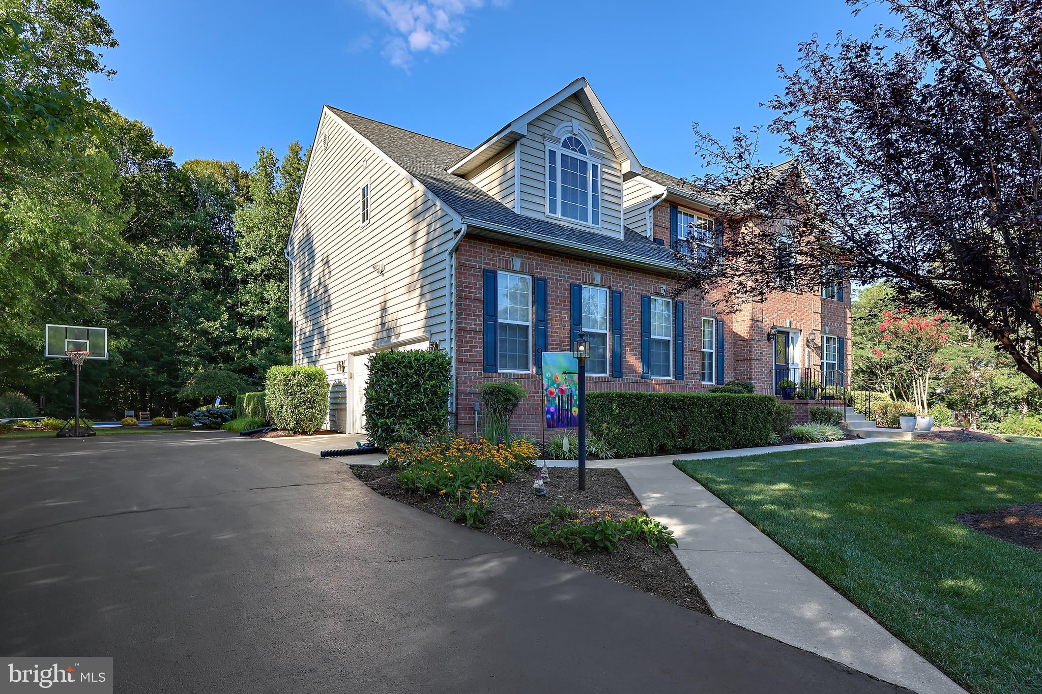 WHISPER CREEK SUB - Residential