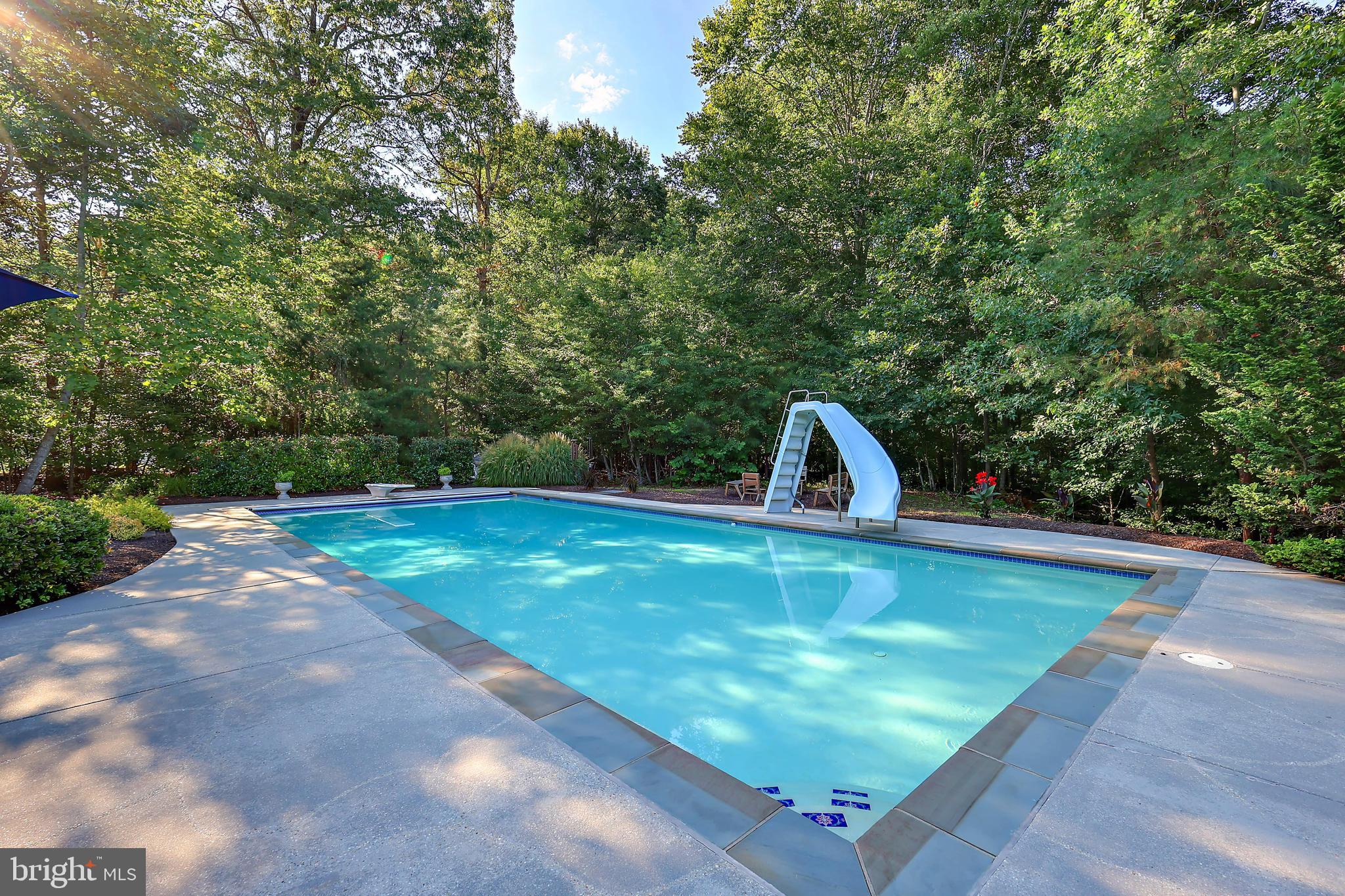 WHISPER CREEK SUB - Residential