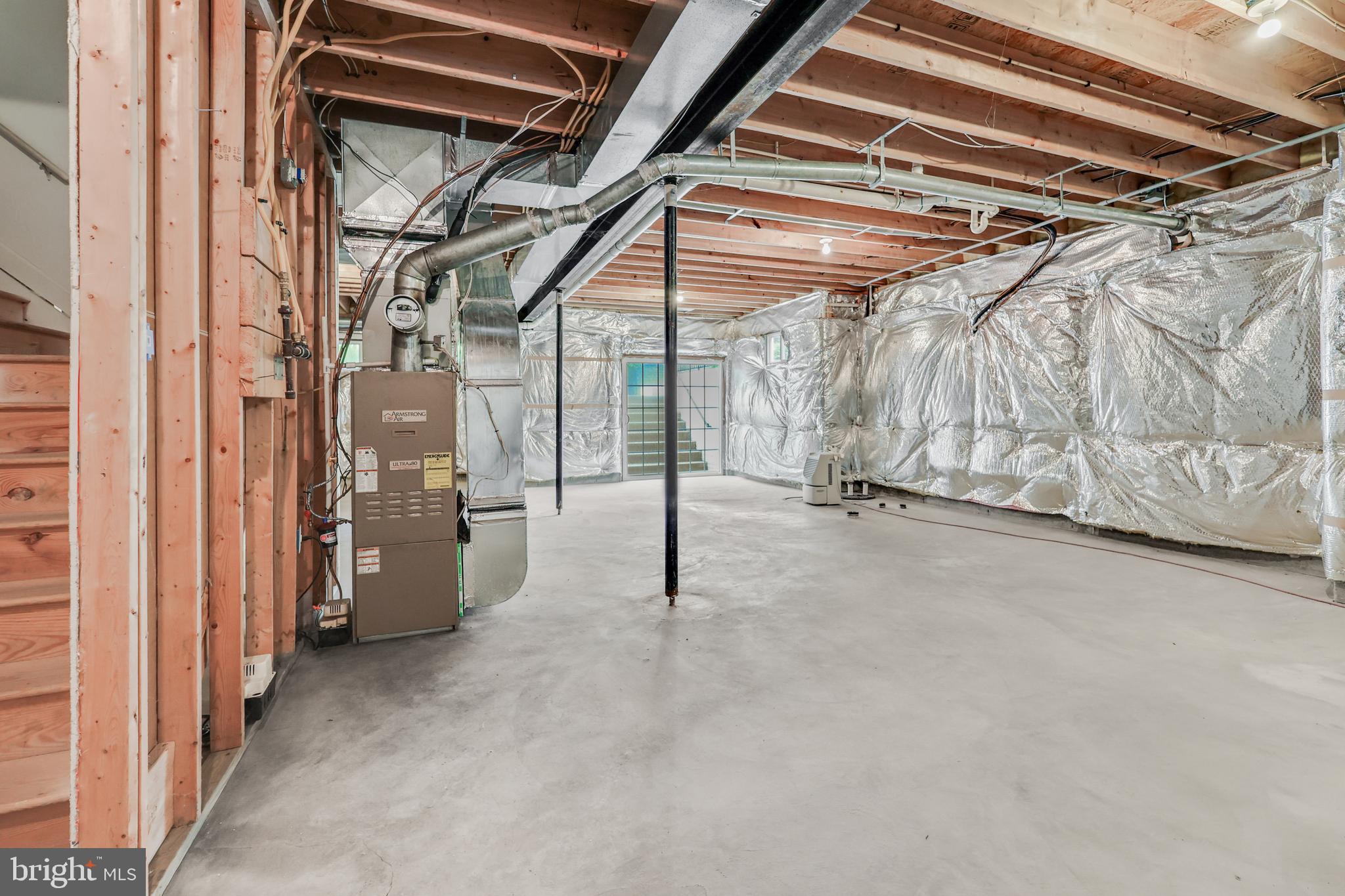 WHISPER CREEK SUB - Residential