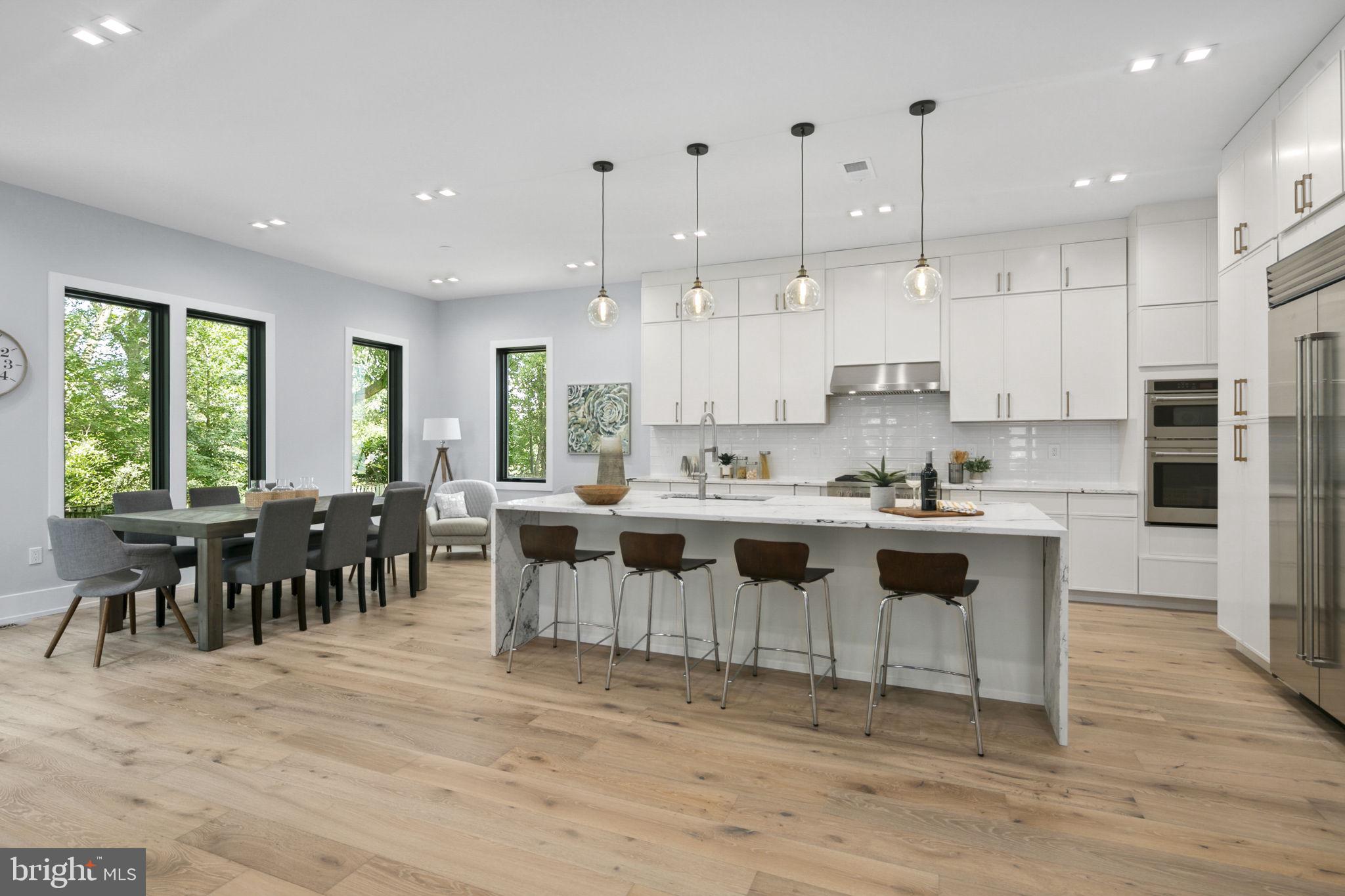 WEST VIENNA WOODS - Residential