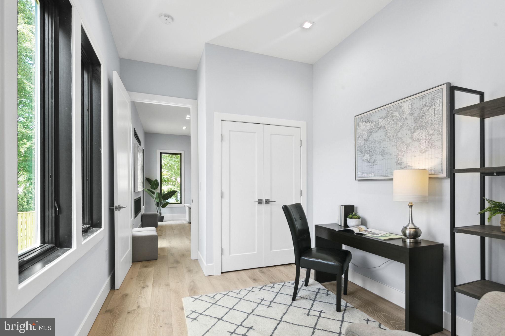 WEST VIENNA WOODS - Residential