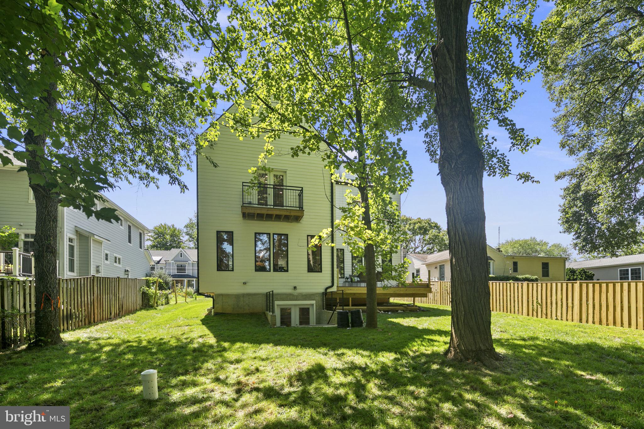 WEST VIENNA WOODS - Residential