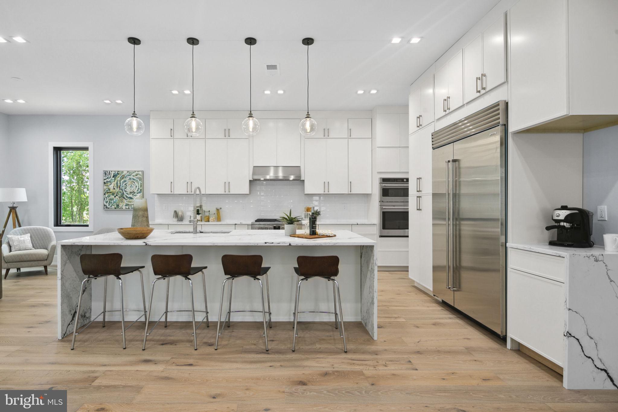 WEST VIENNA WOODS - Residential