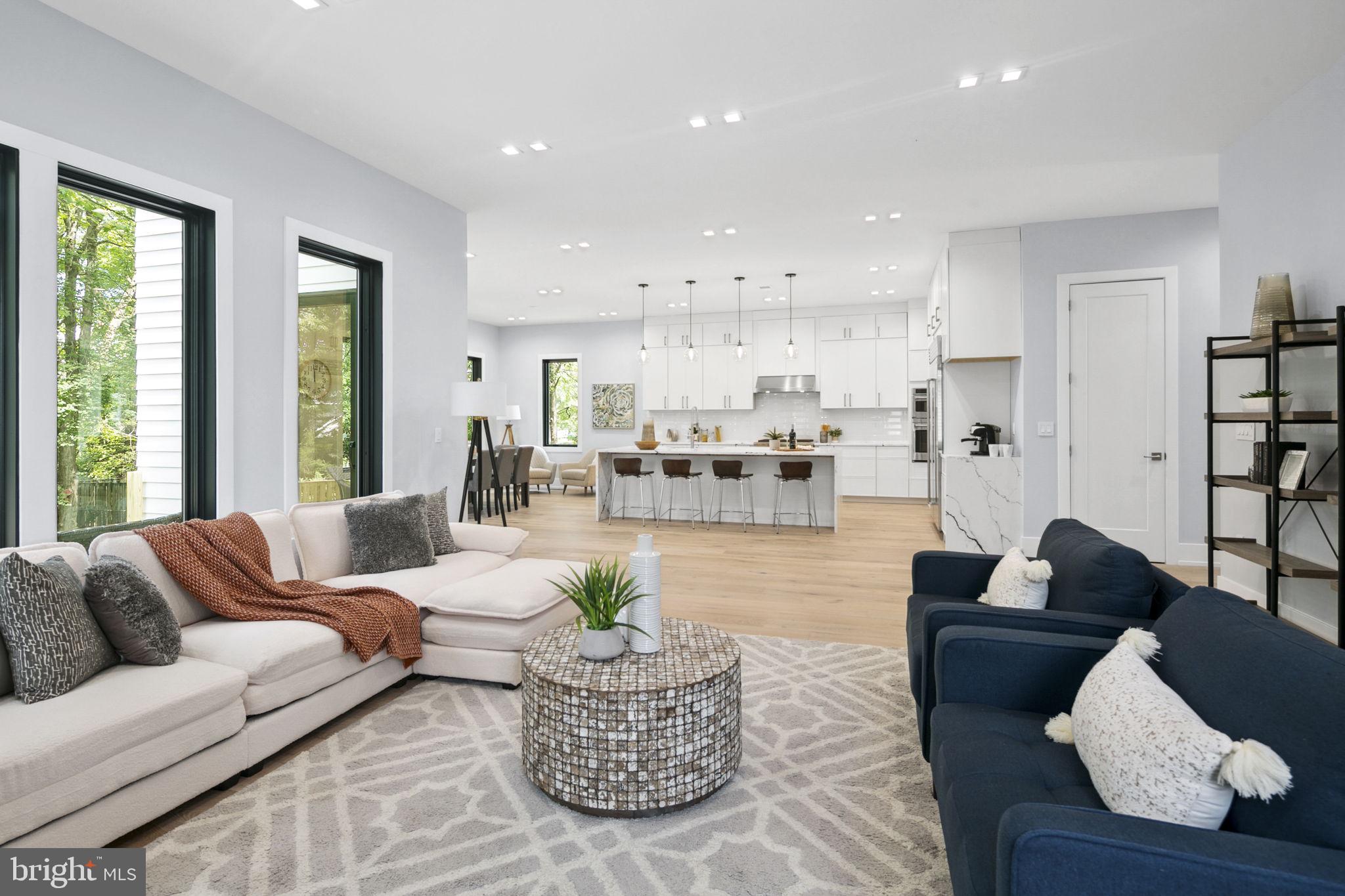 WEST VIENNA WOODS - Residential