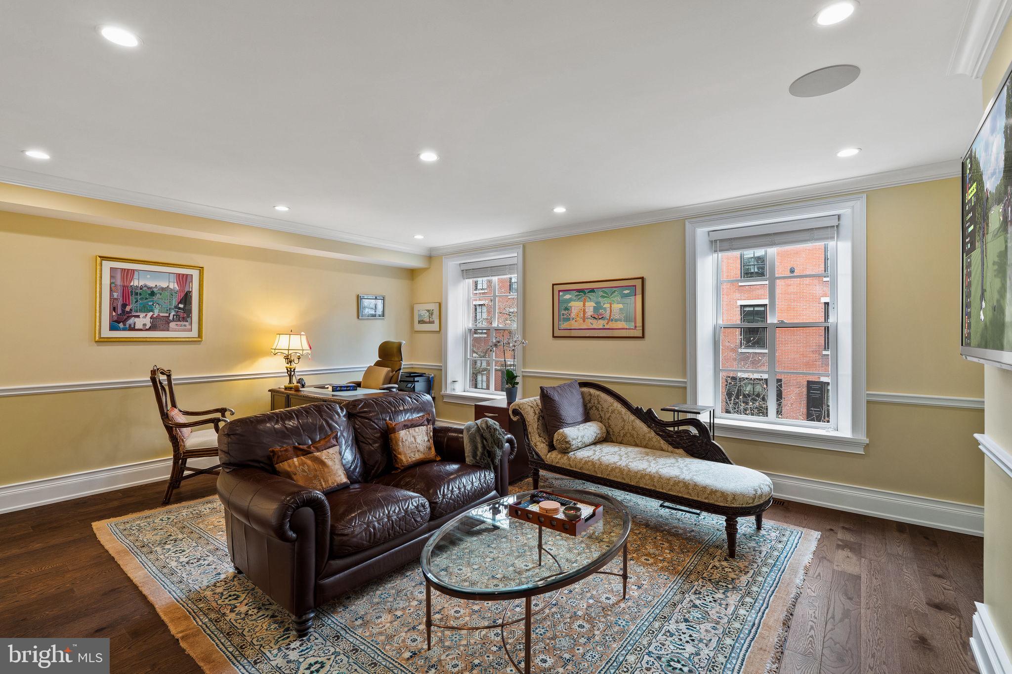 RITTENHOUSE SQUARE - Residential