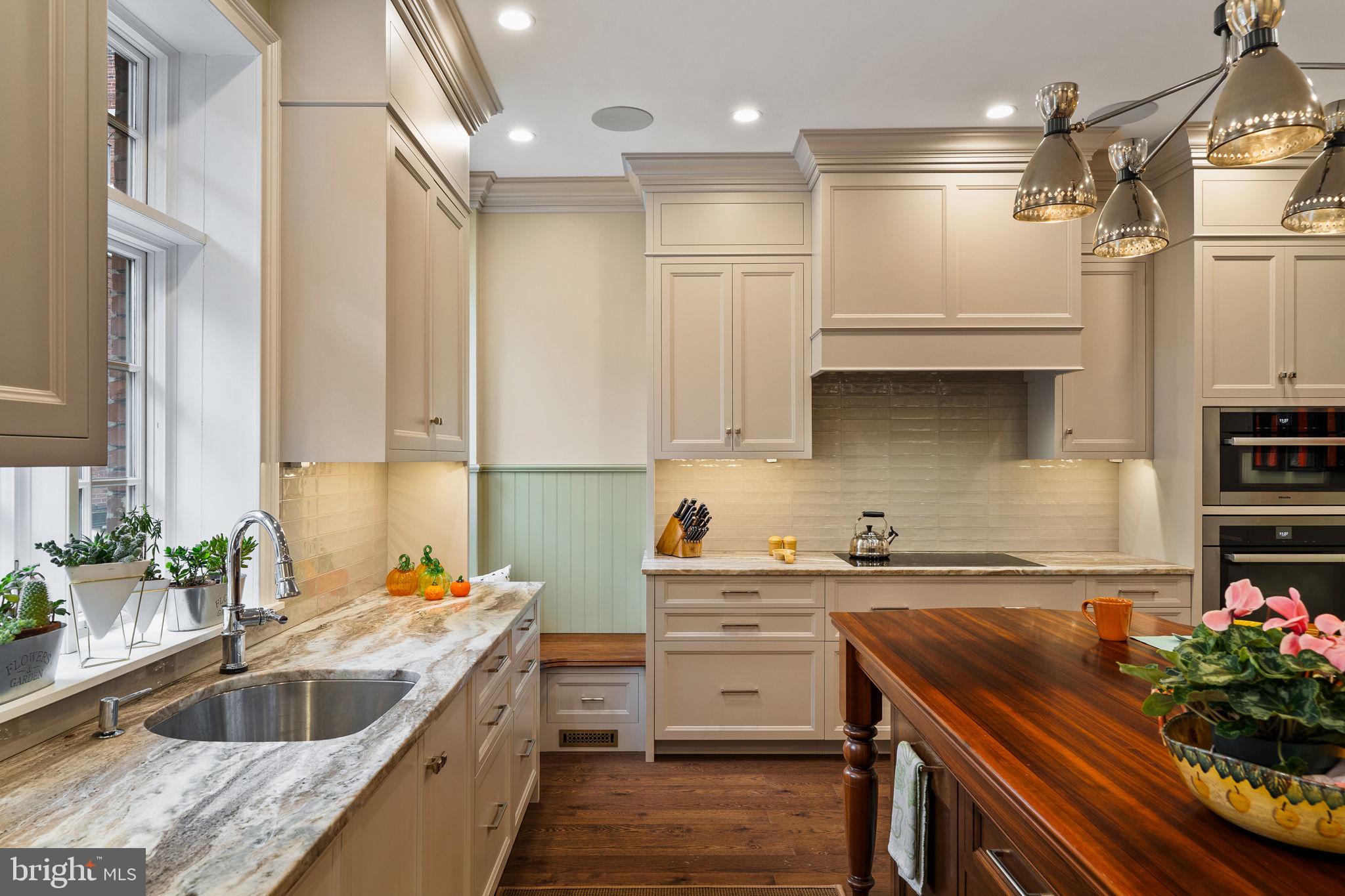 RITTENHOUSE SQUARE - Residential