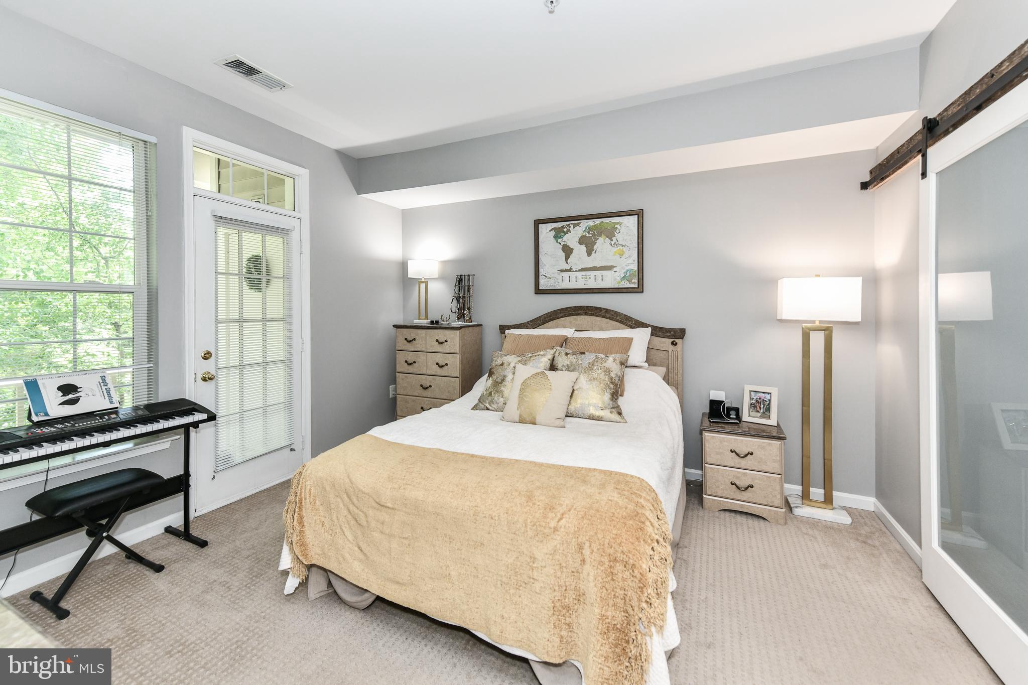 SUTTON RIDGE - Residential Lease