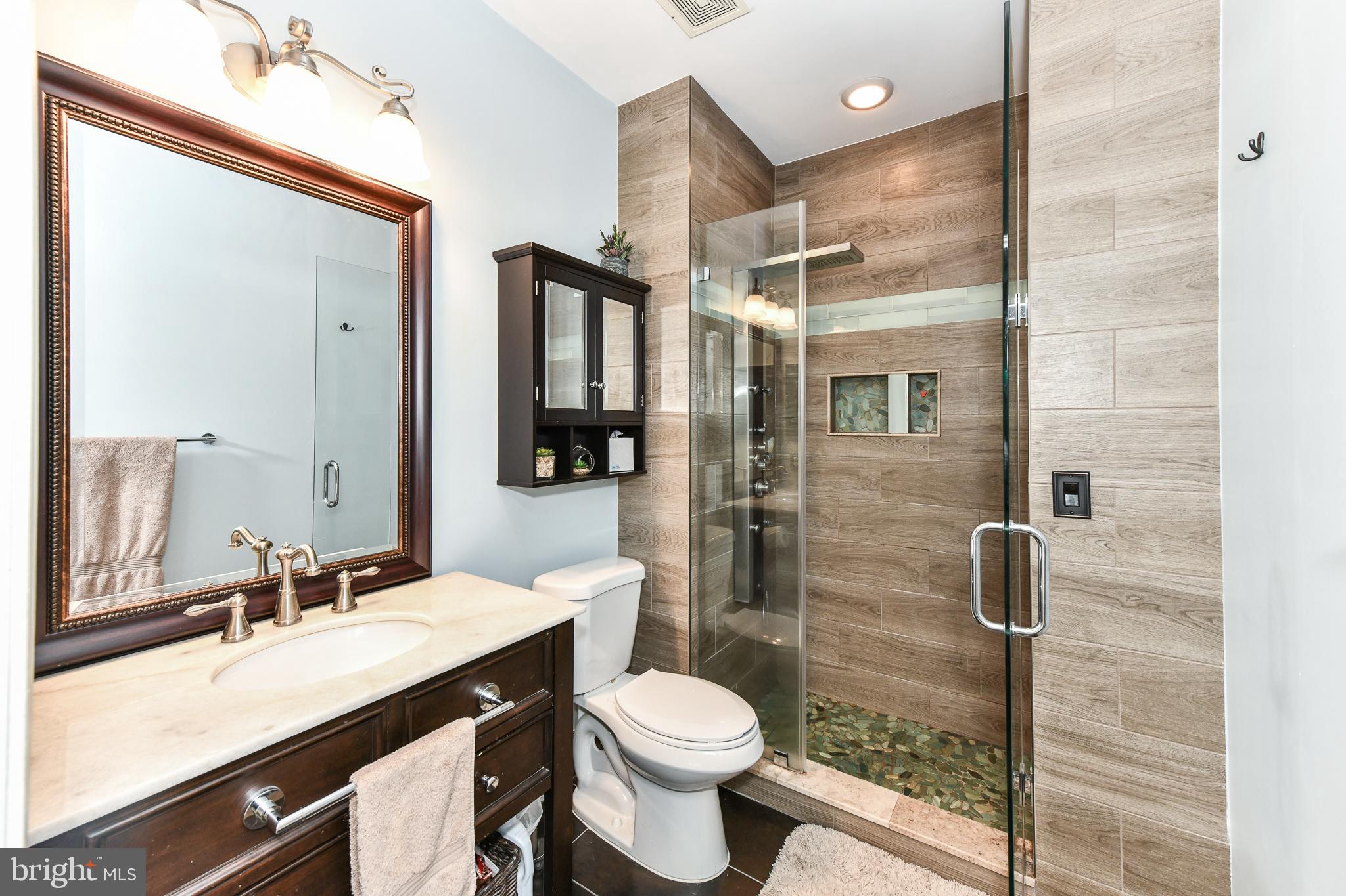 SUTTON RIDGE - Residential Lease