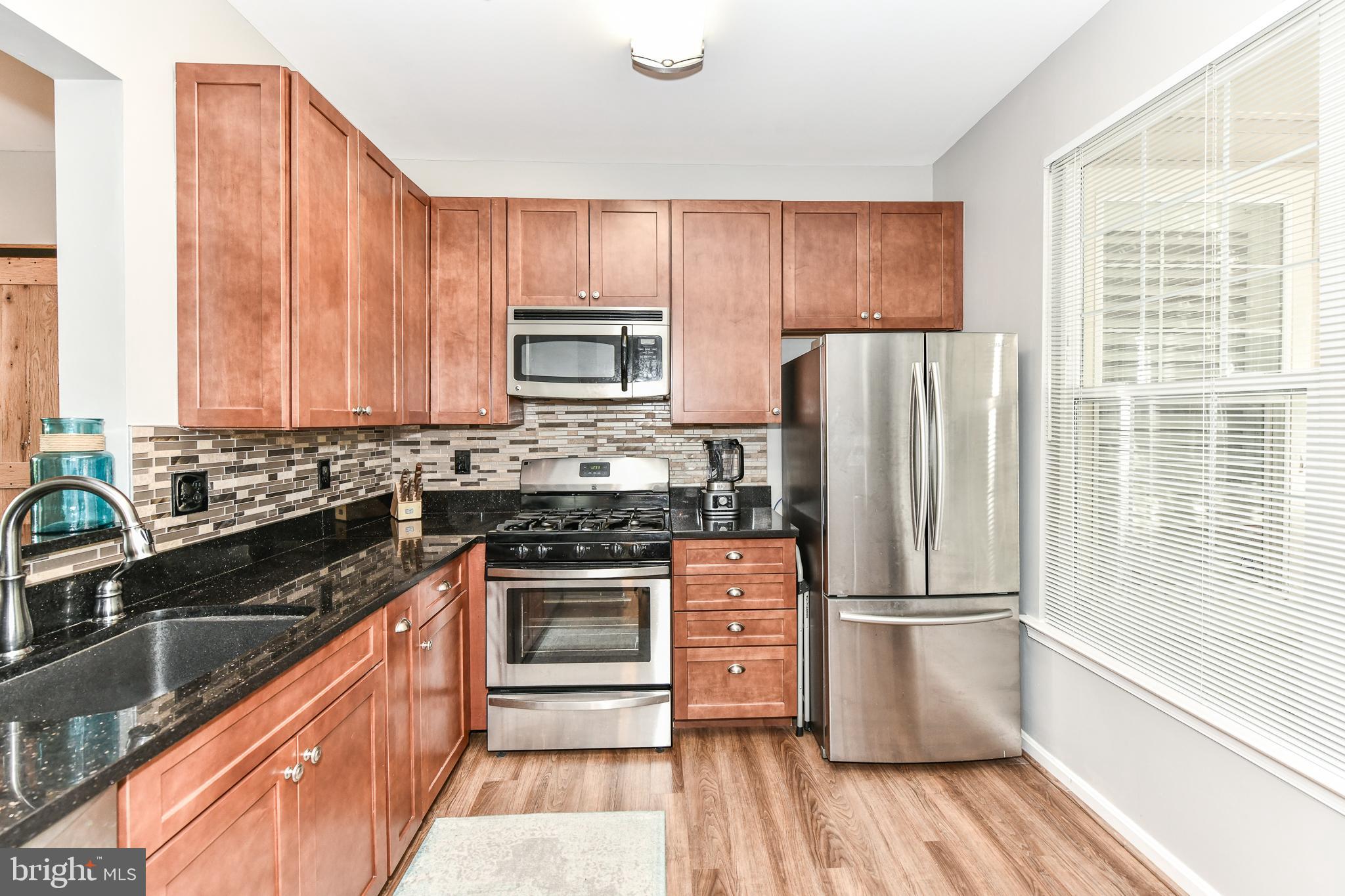 SUTTON RIDGE - Residential Lease