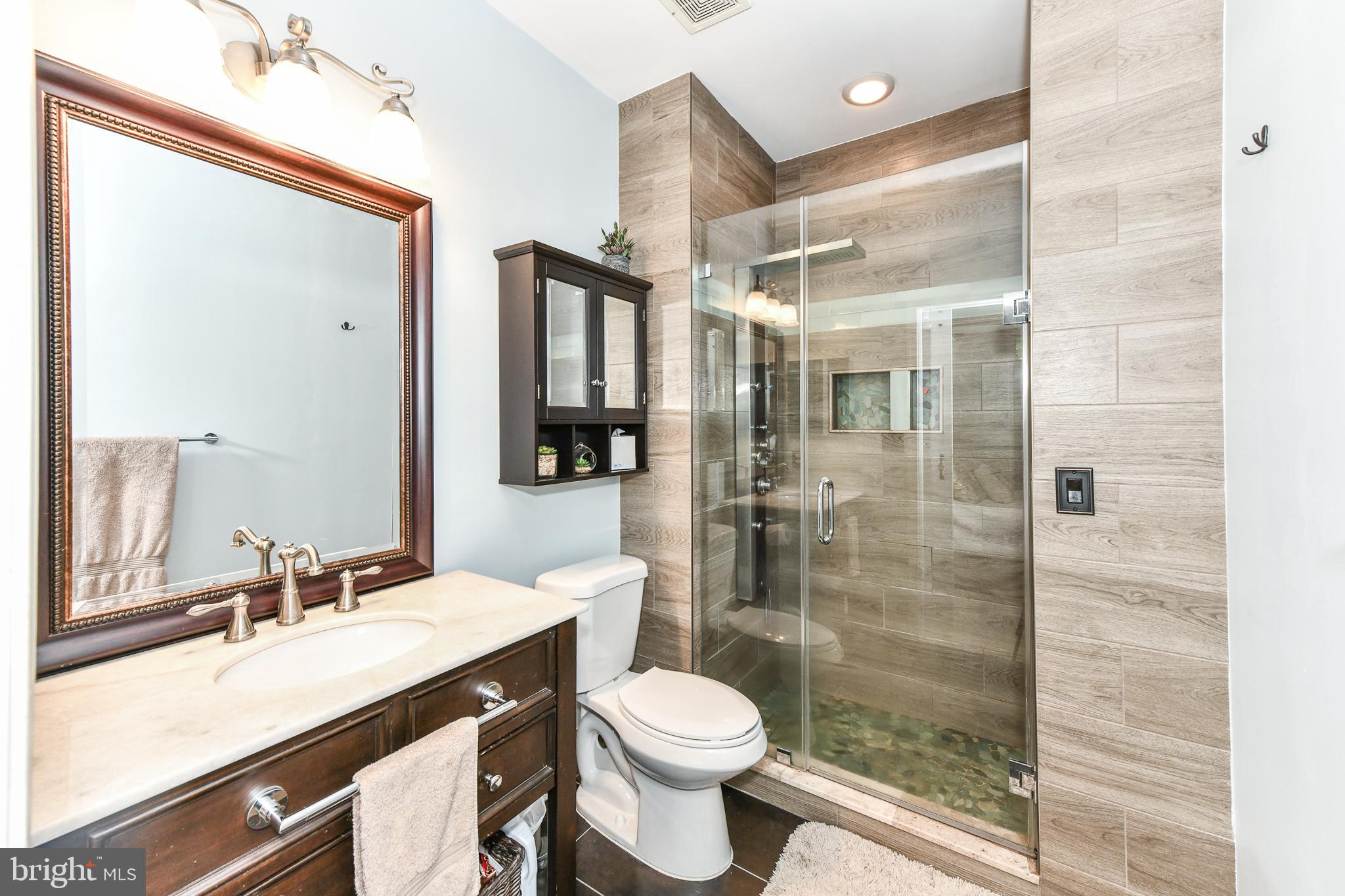 SUTTON RIDGE - Residential Lease