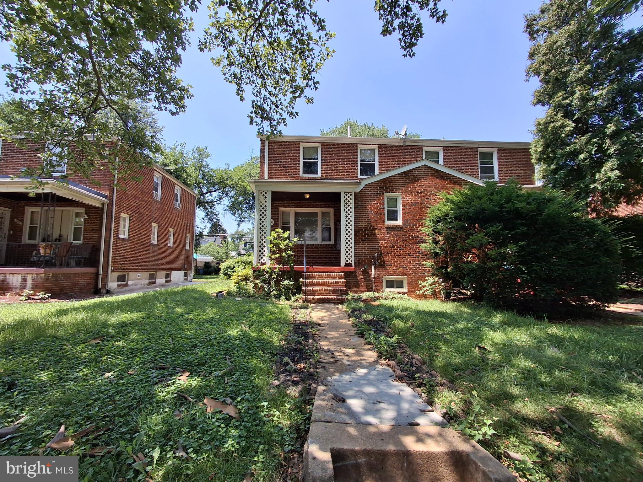 4 beds, 2.5 baths, all-brick semi-D for rent. Large living area, bedrooms, and deck. Fully finished basement. Updated kitchen. Central AC. Perfect for assisted living. See floor plans.