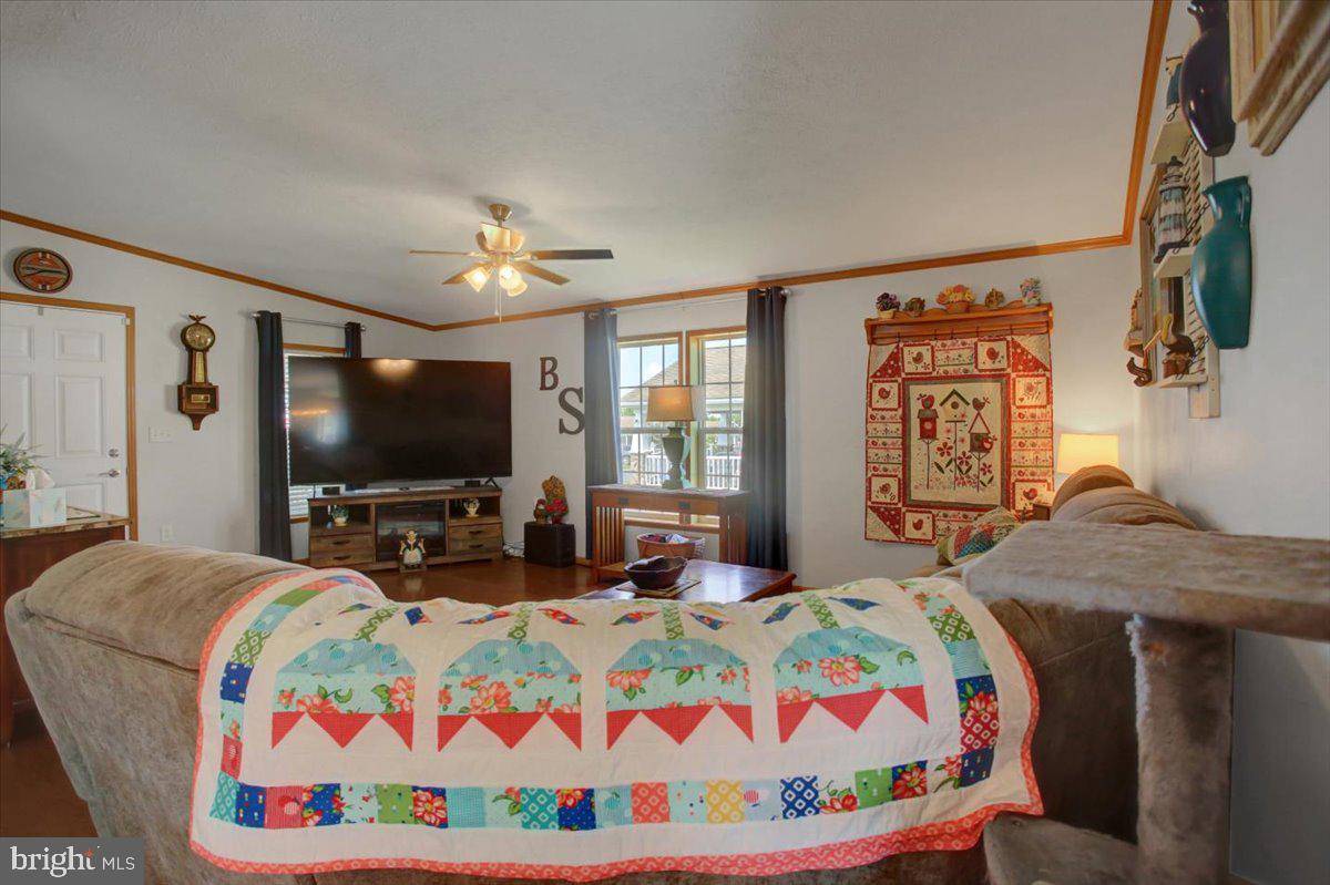 SHIPPENSBURG VILLAGE - Residential