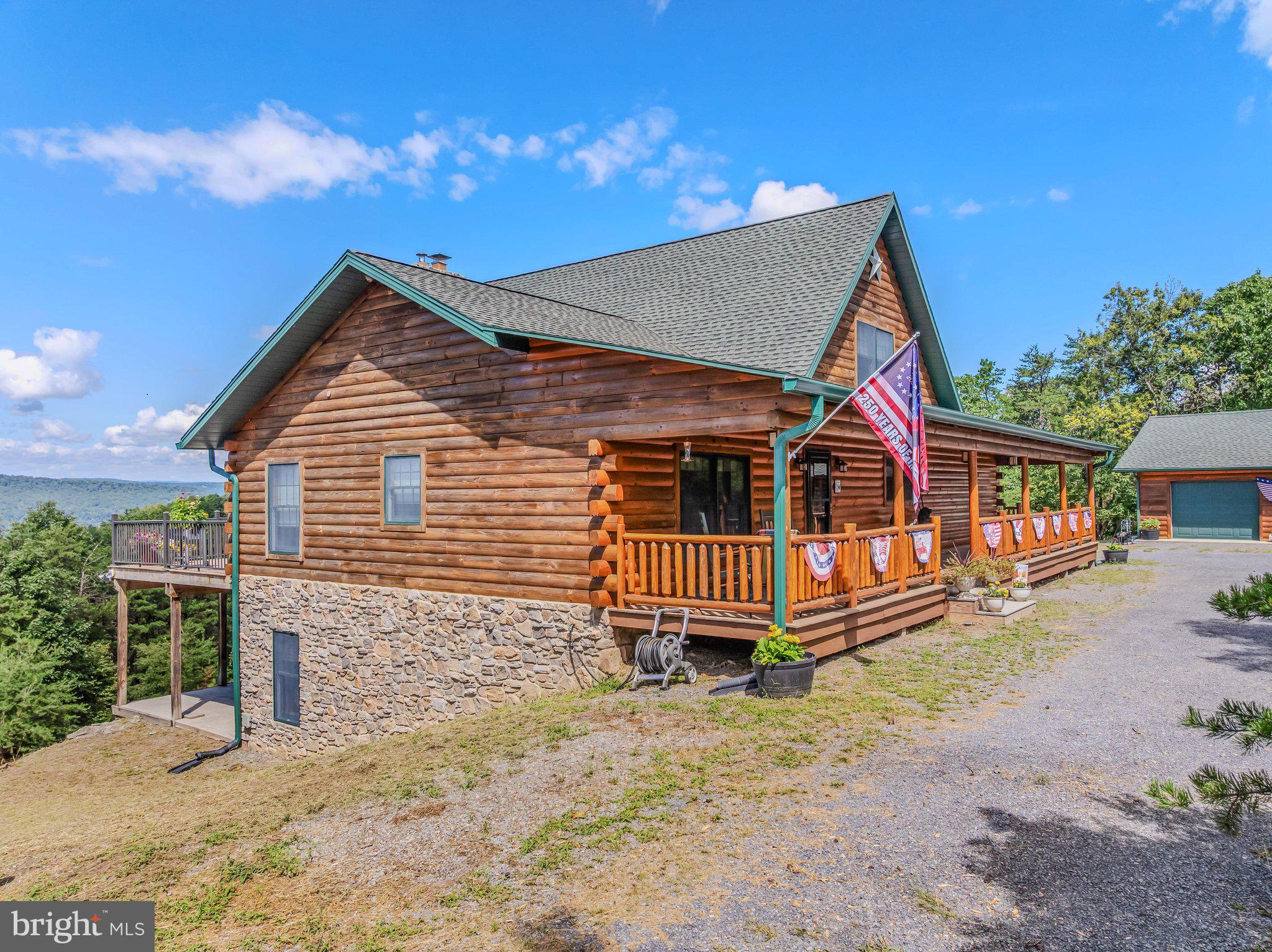 238 CARTERWOOD LANE