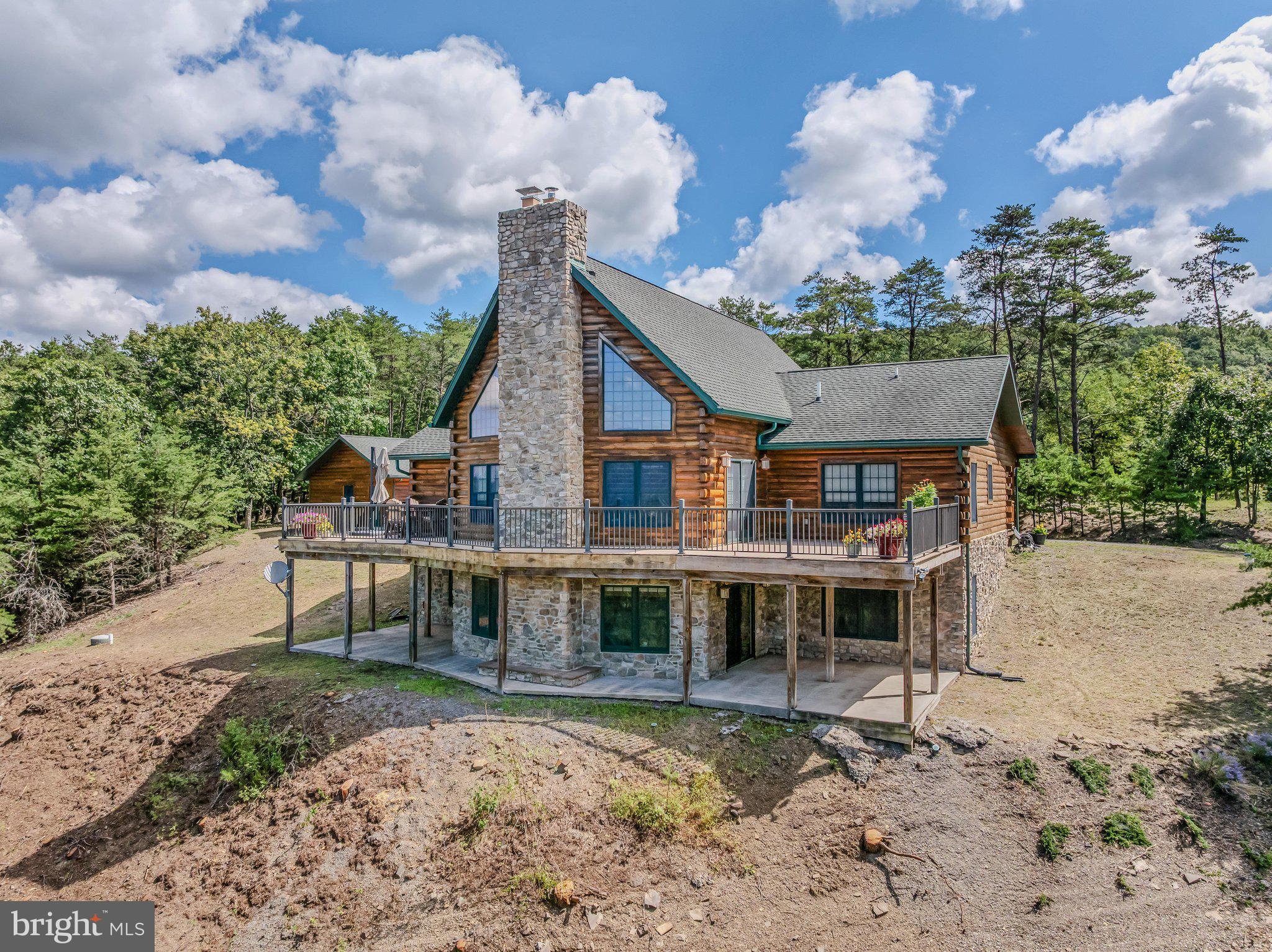238 CARTERWOOD LANE