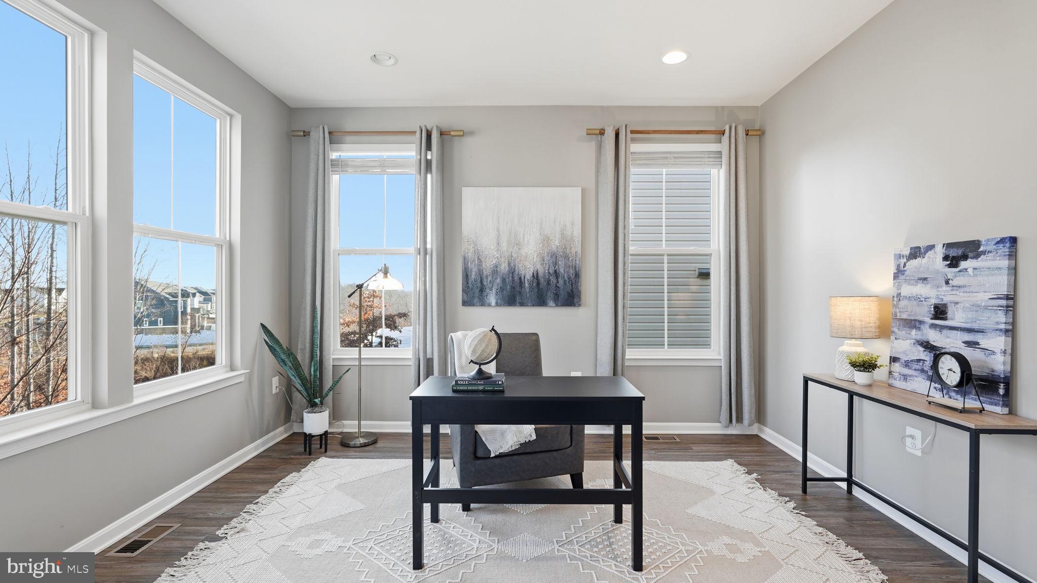 EMBREY MILL - Residential