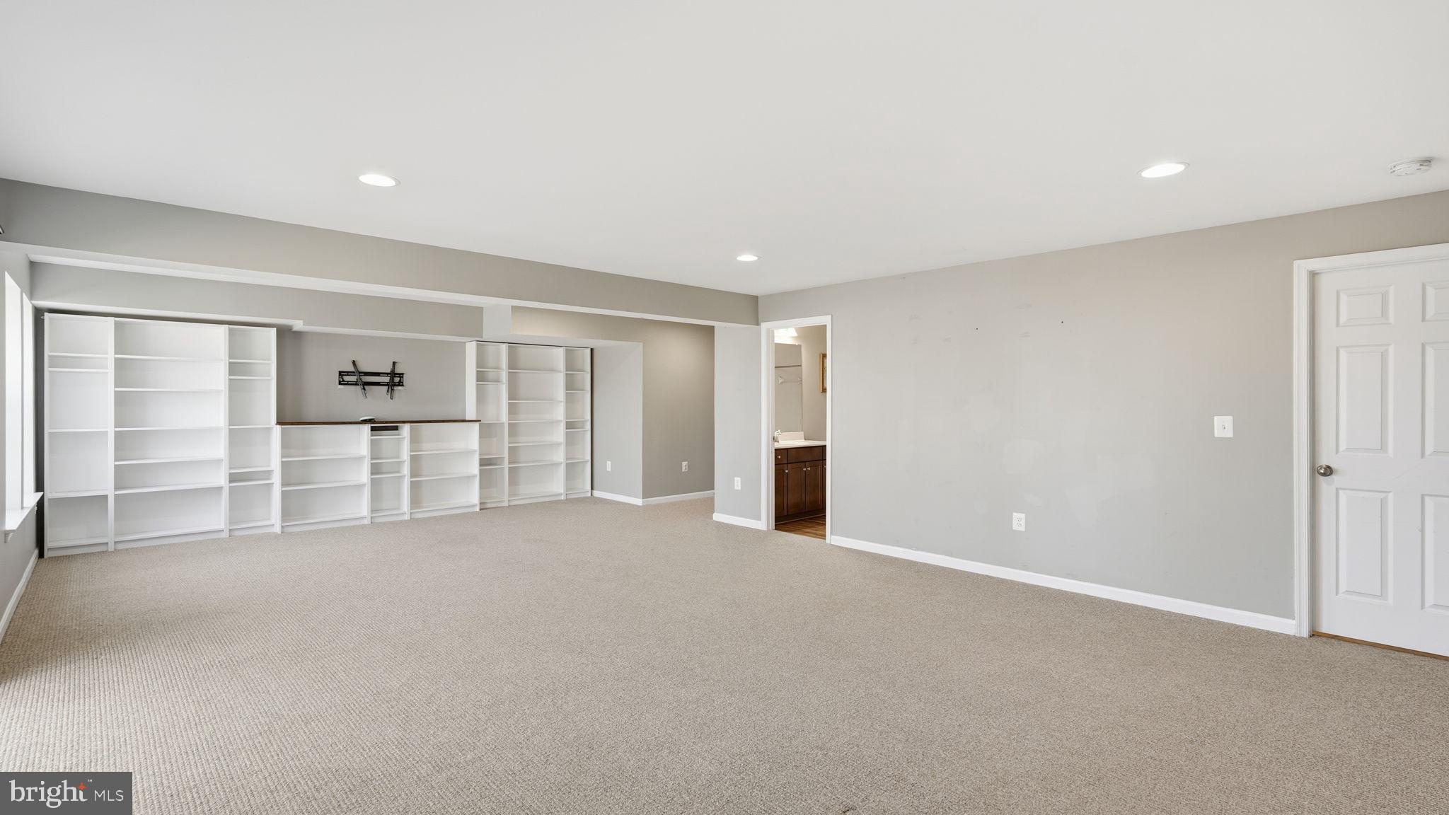 EMBREY MILL - Residential