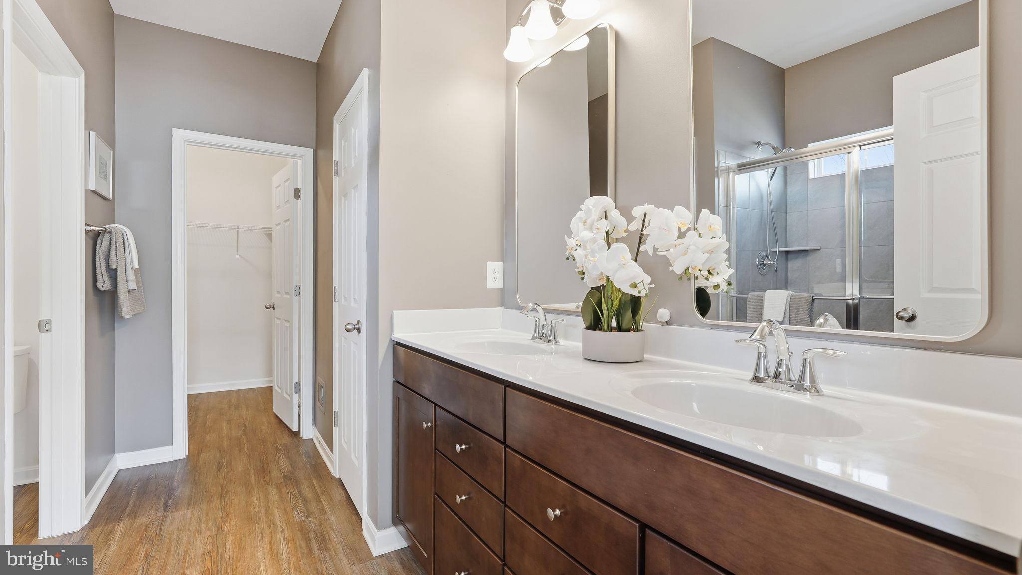 EMBREY MILL - Residential