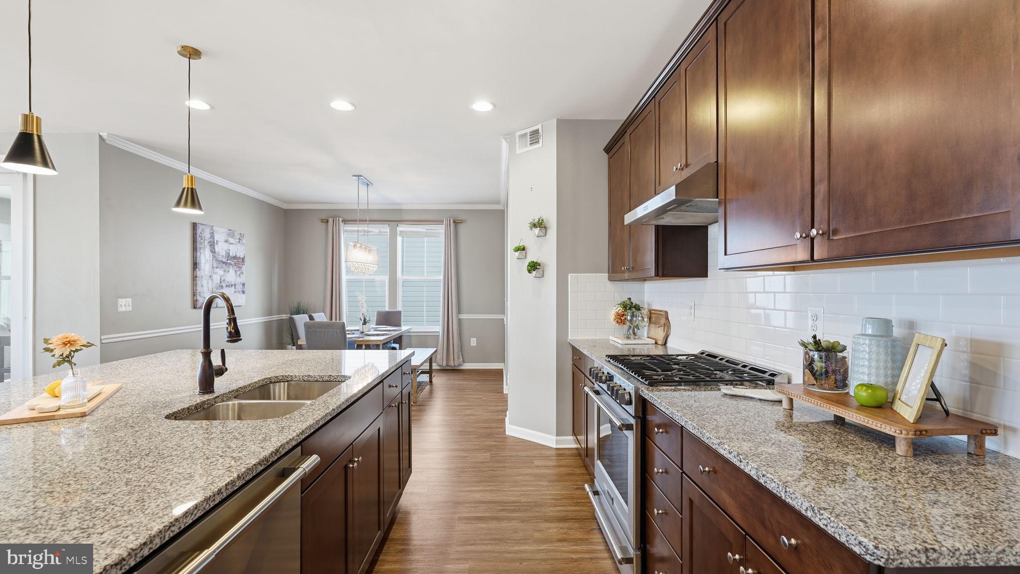 EMBREY MILL - Residential