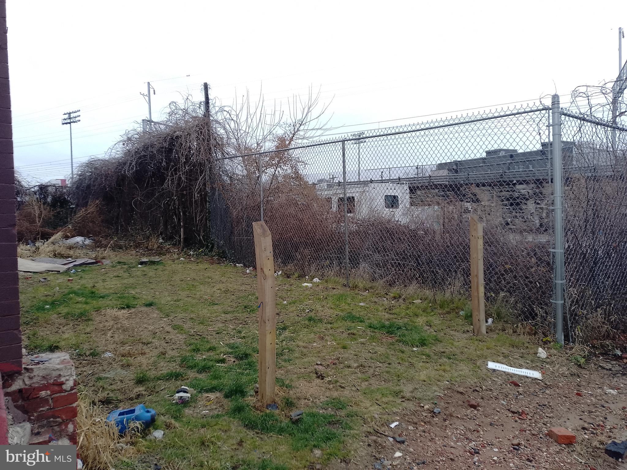 1016 W COLONA STREET