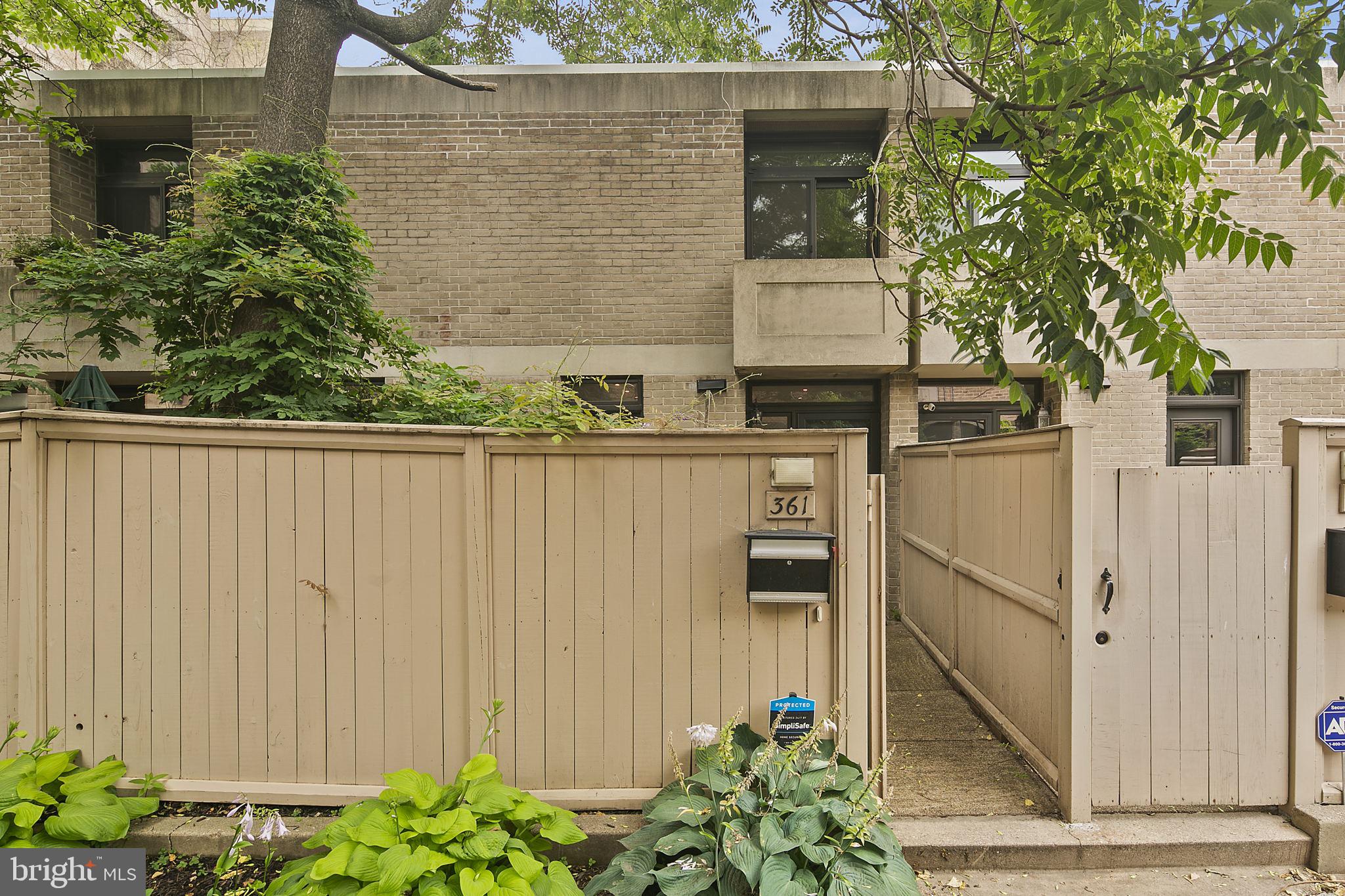 361 N STREET SW 361