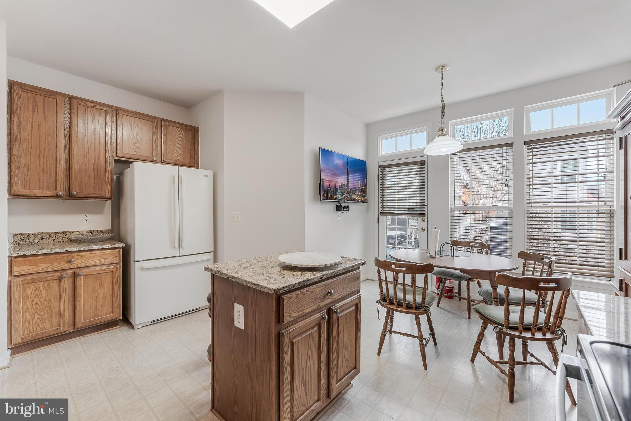 ASHBURN VILLAGE - Residential