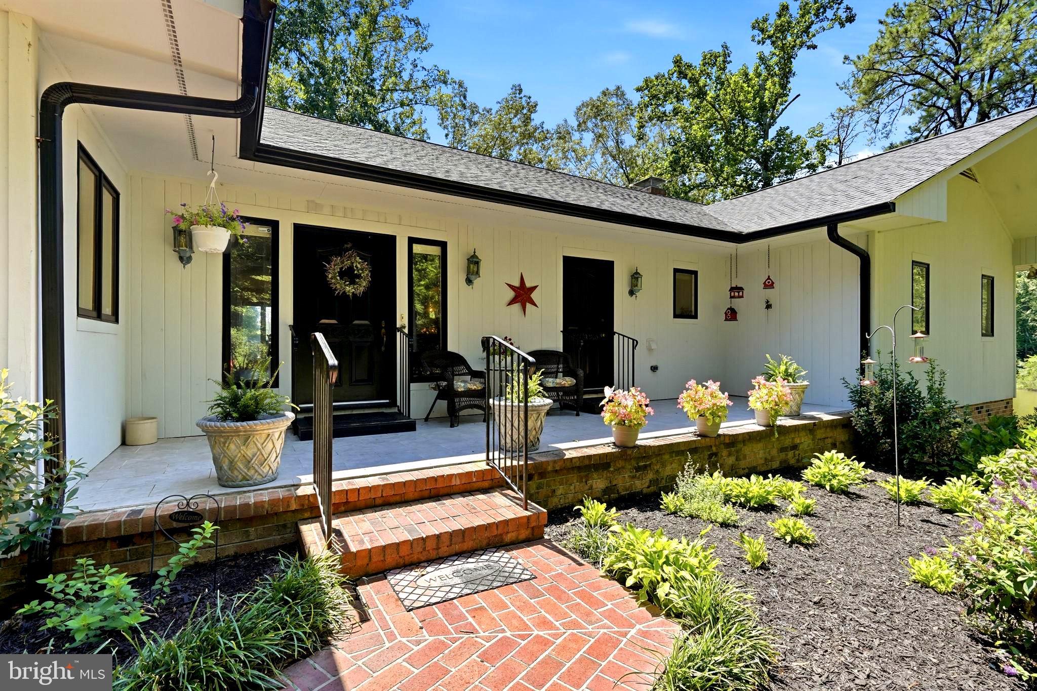 750 LEVELGREEN RD.