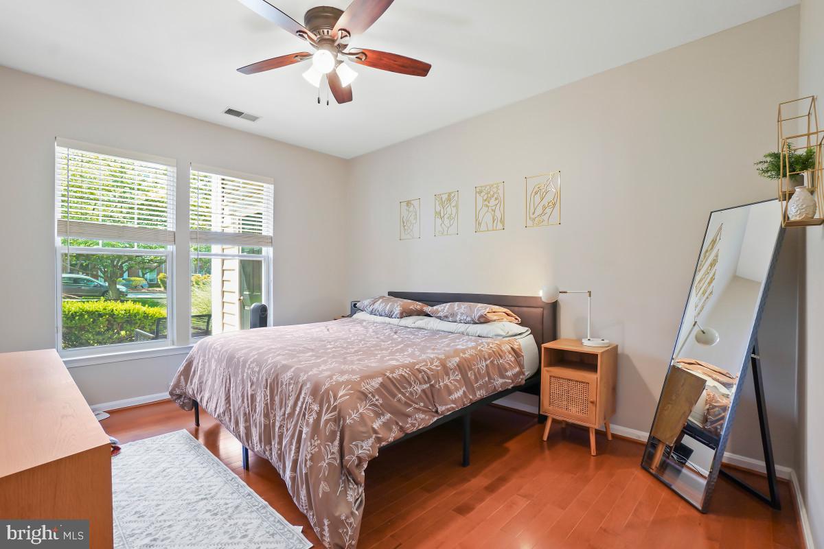 KING FARM WATKINS POND - Residential