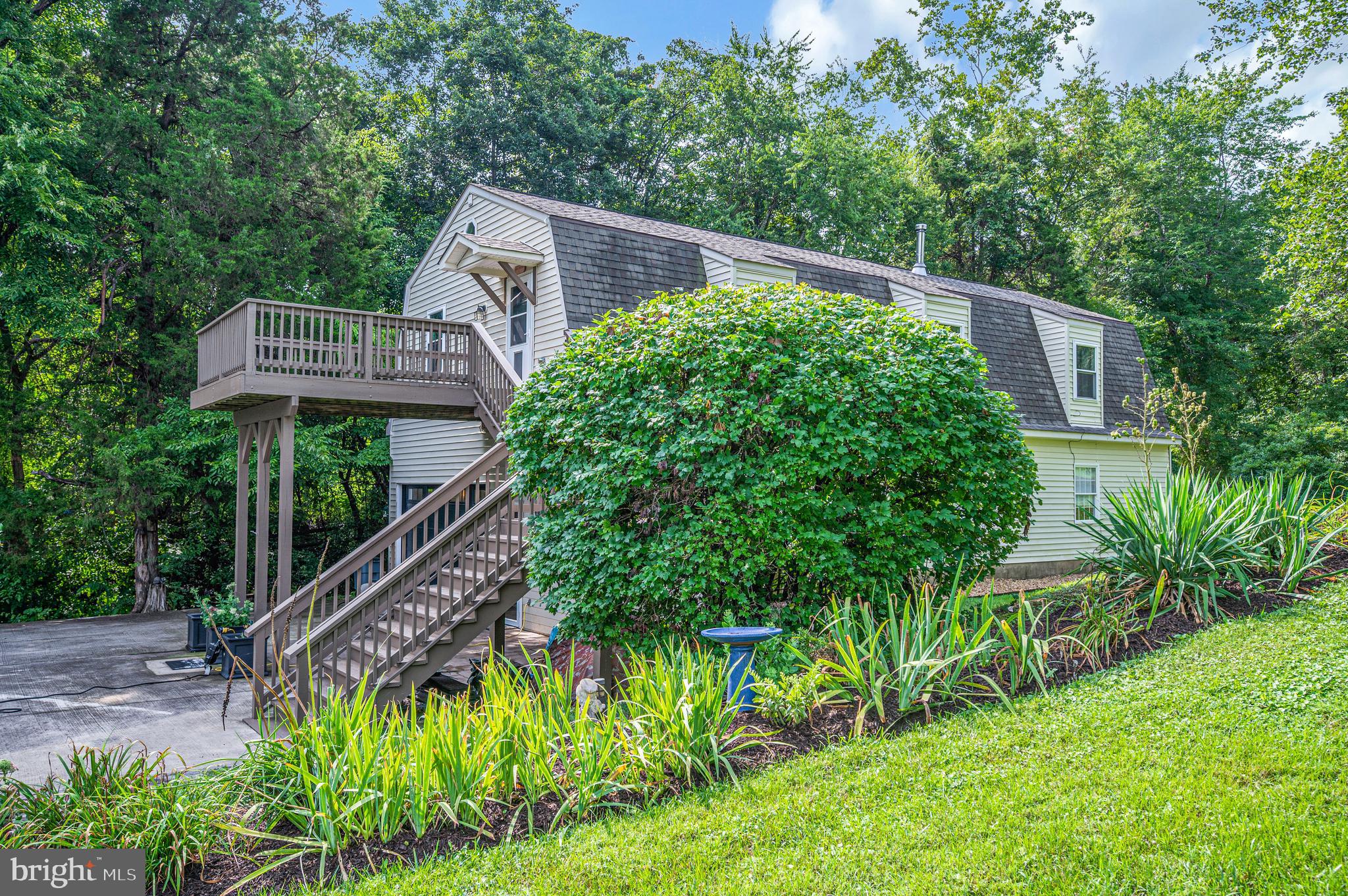 446 BAILEY DRIVE