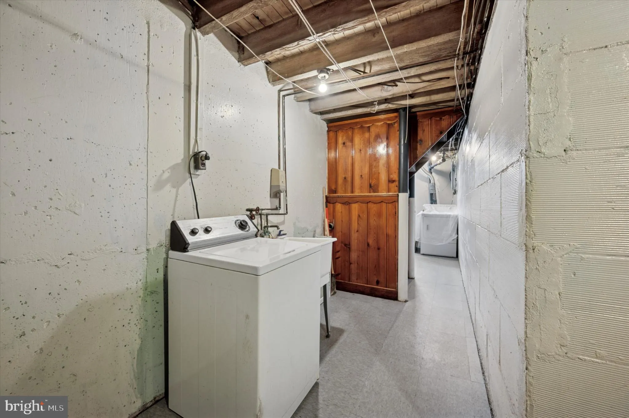 Philadelphia, Pennsylvania 19149, United States, 3 Bedrooms Bedrooms, ,2 BathroomsBathrooms,Residential,Contingent,183913