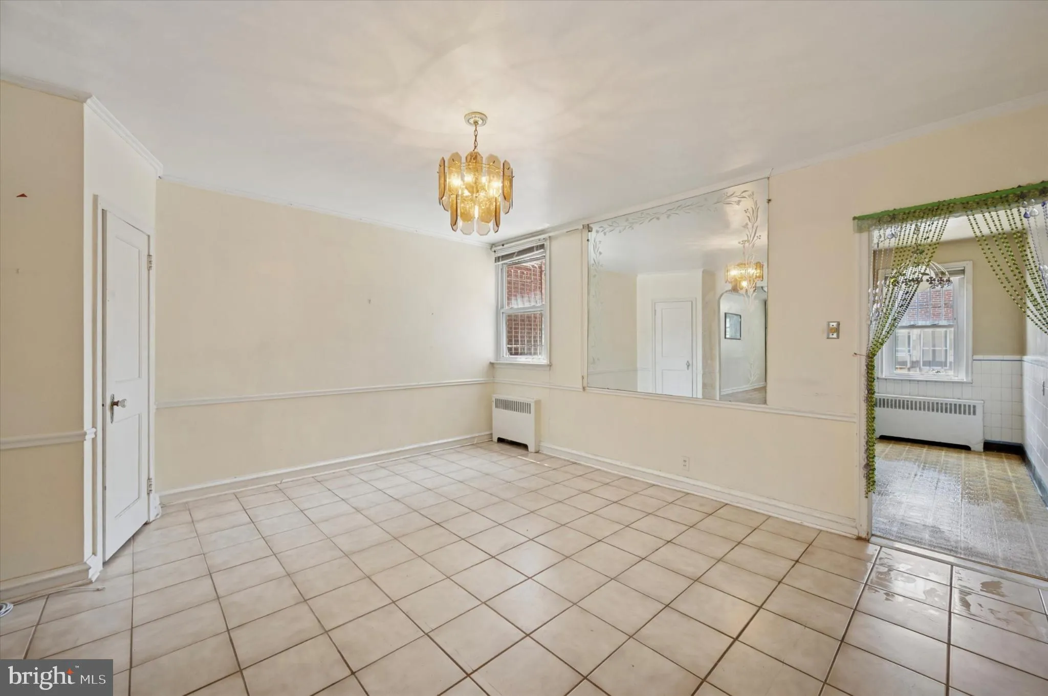 Philadelphia, Pennsylvania 19149, United States, 3 Bedrooms Bedrooms, ,2 BathroomsBathrooms,Residential,Contingent,183913