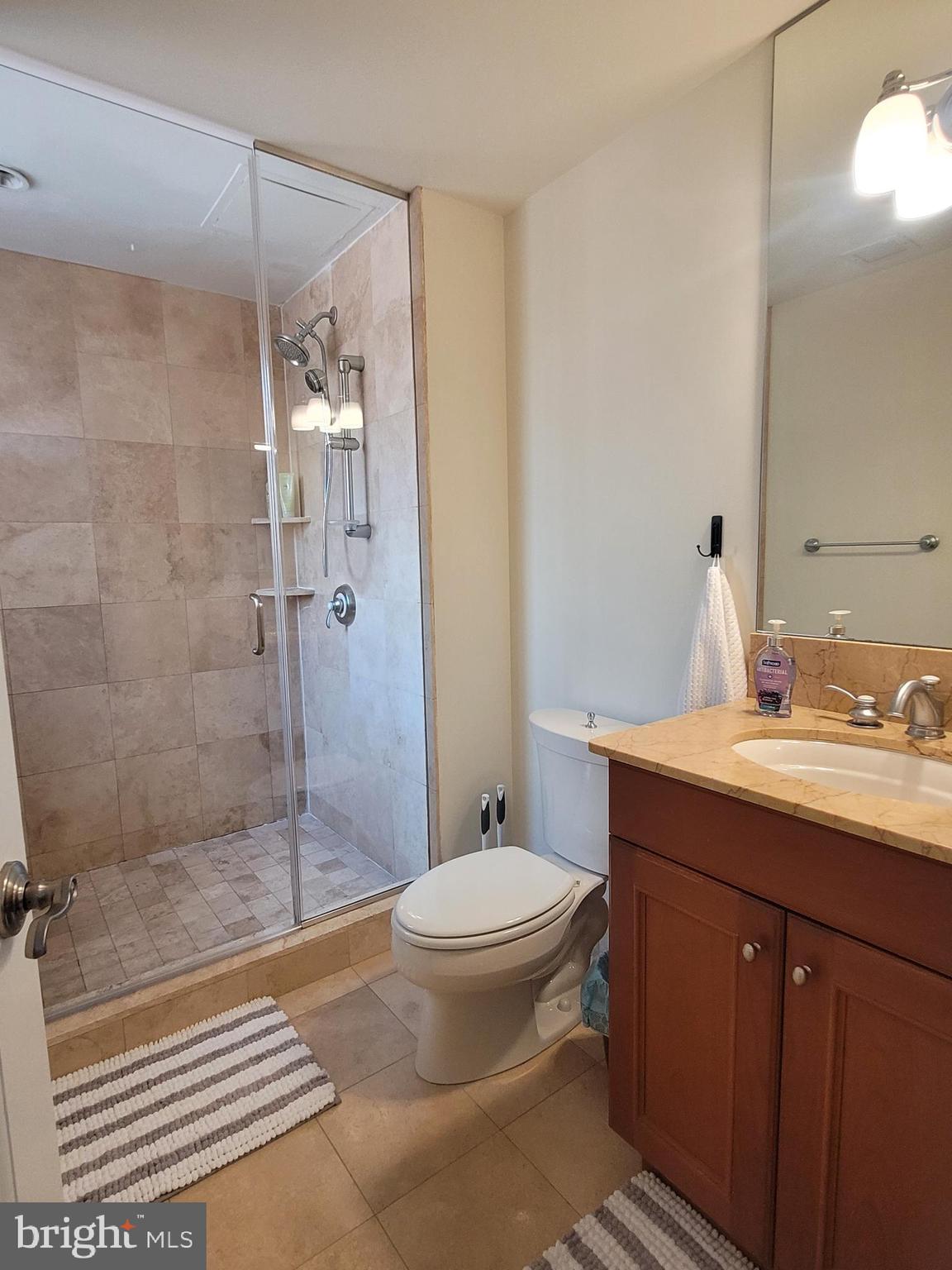 RITTENHOUSE SQUARE - Residential Lease