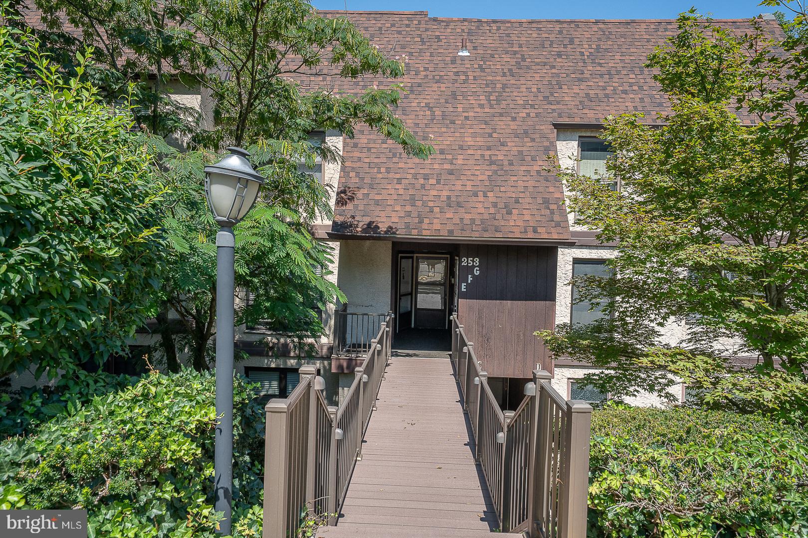 253 SHAWMONT AVENUE 00 10H5