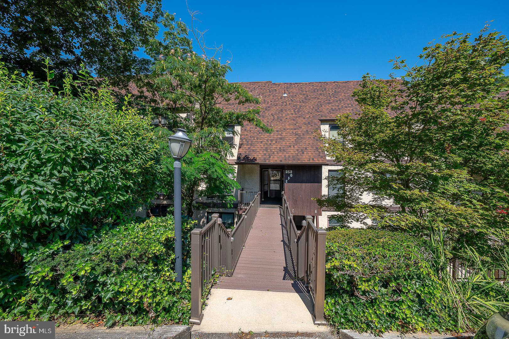 253 SHAWMONT AVENUE 00 10H5