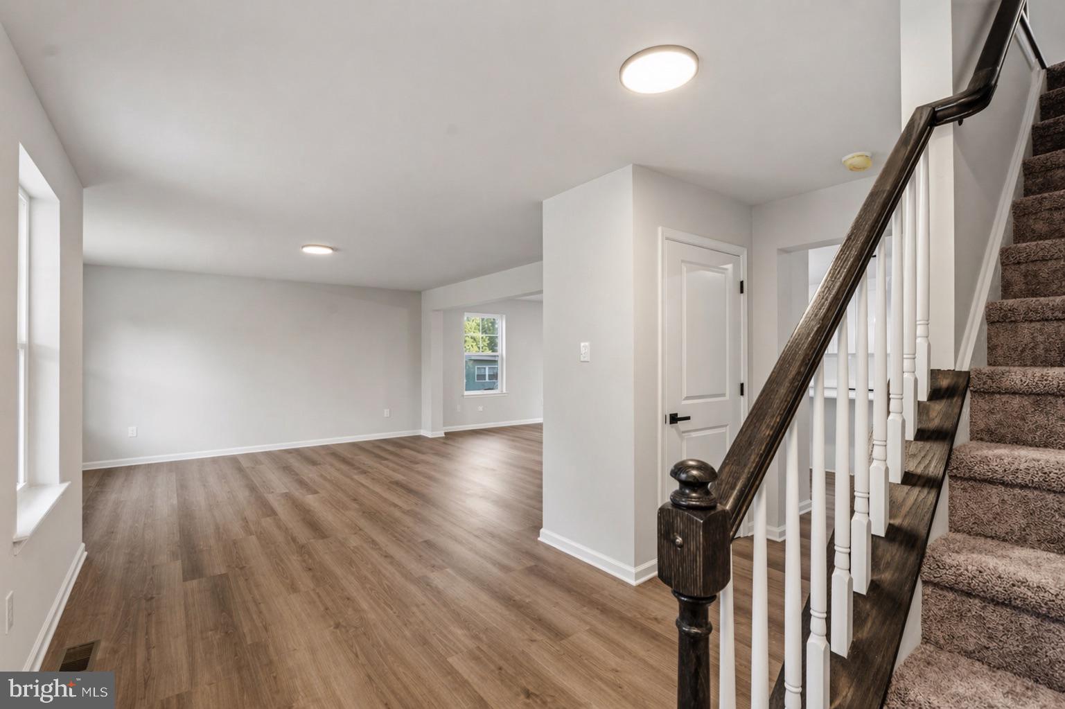 212 LOTUS AVENUE