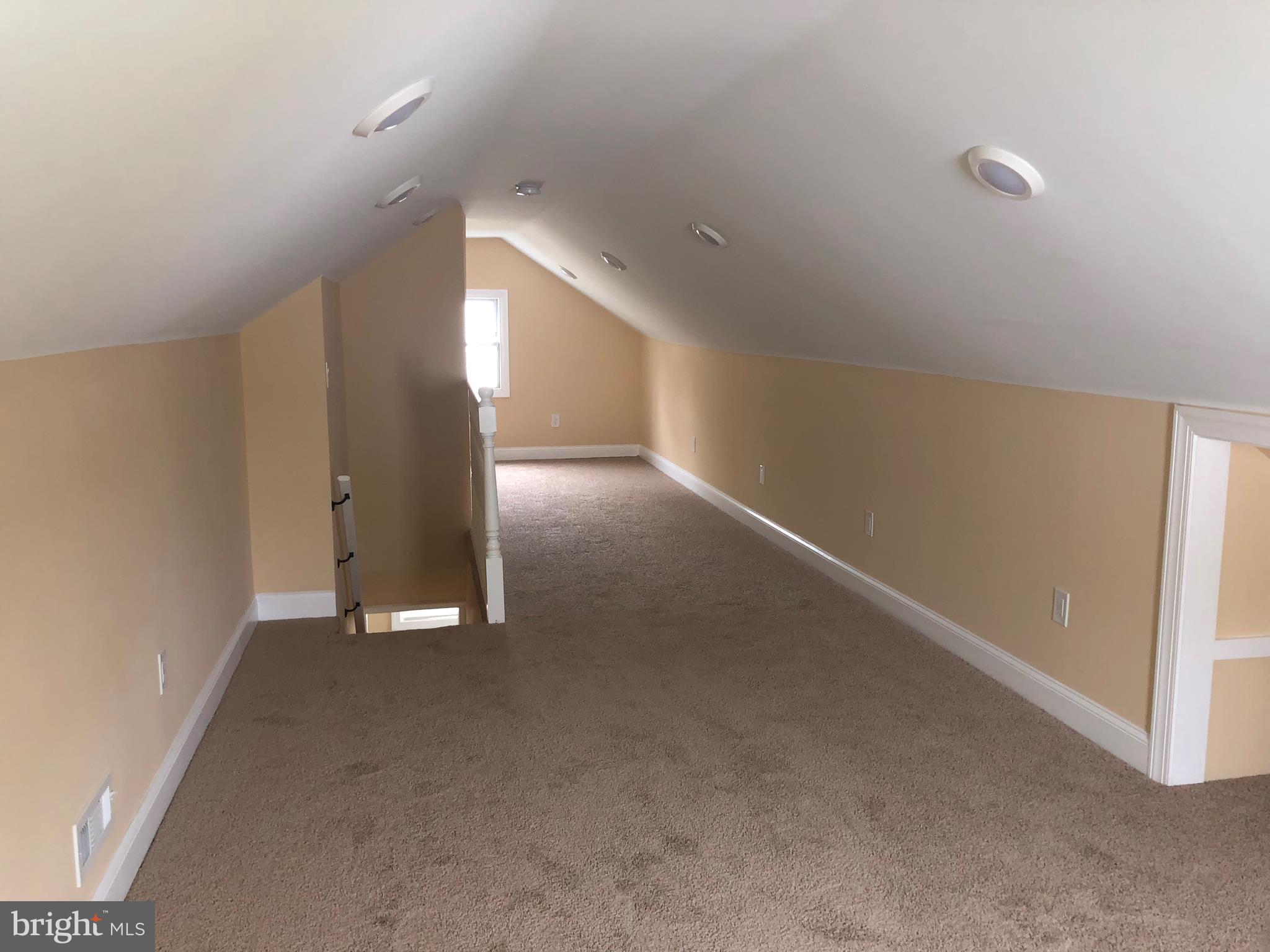 NORTH FORESTVILLE - Residential