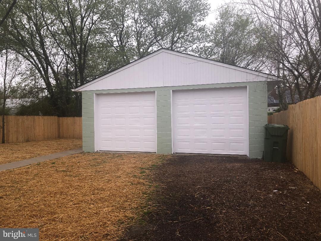 NORTH FORESTVILLE - Residential