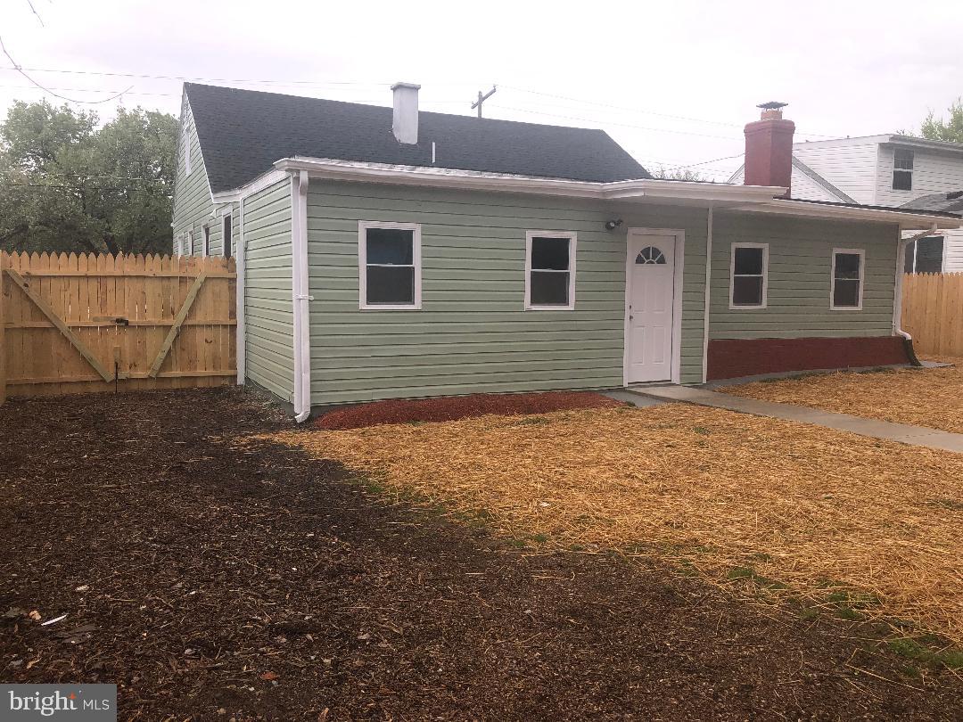 NORTH FORESTVILLE - Residential