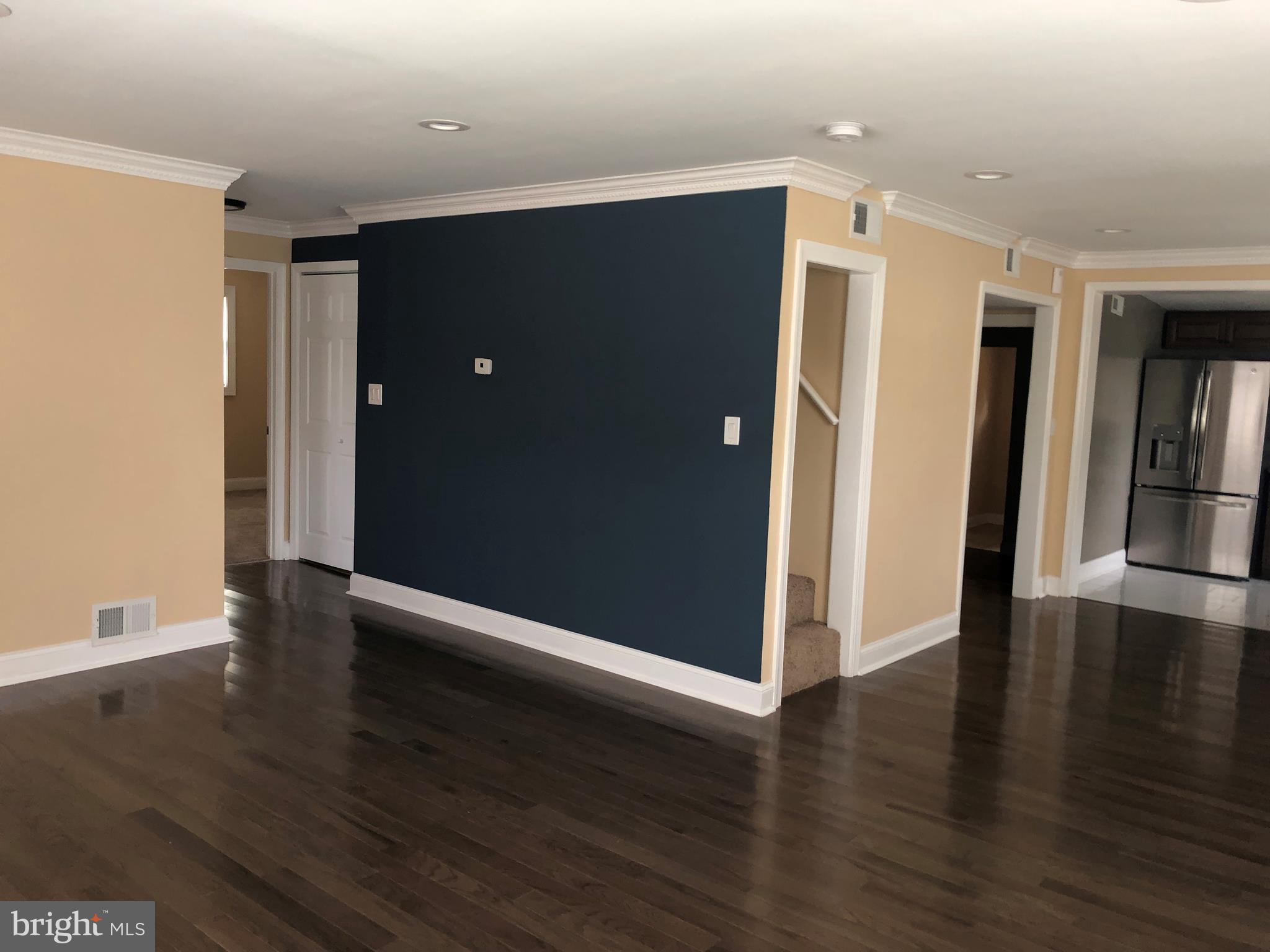 NORTH FORESTVILLE - Residential