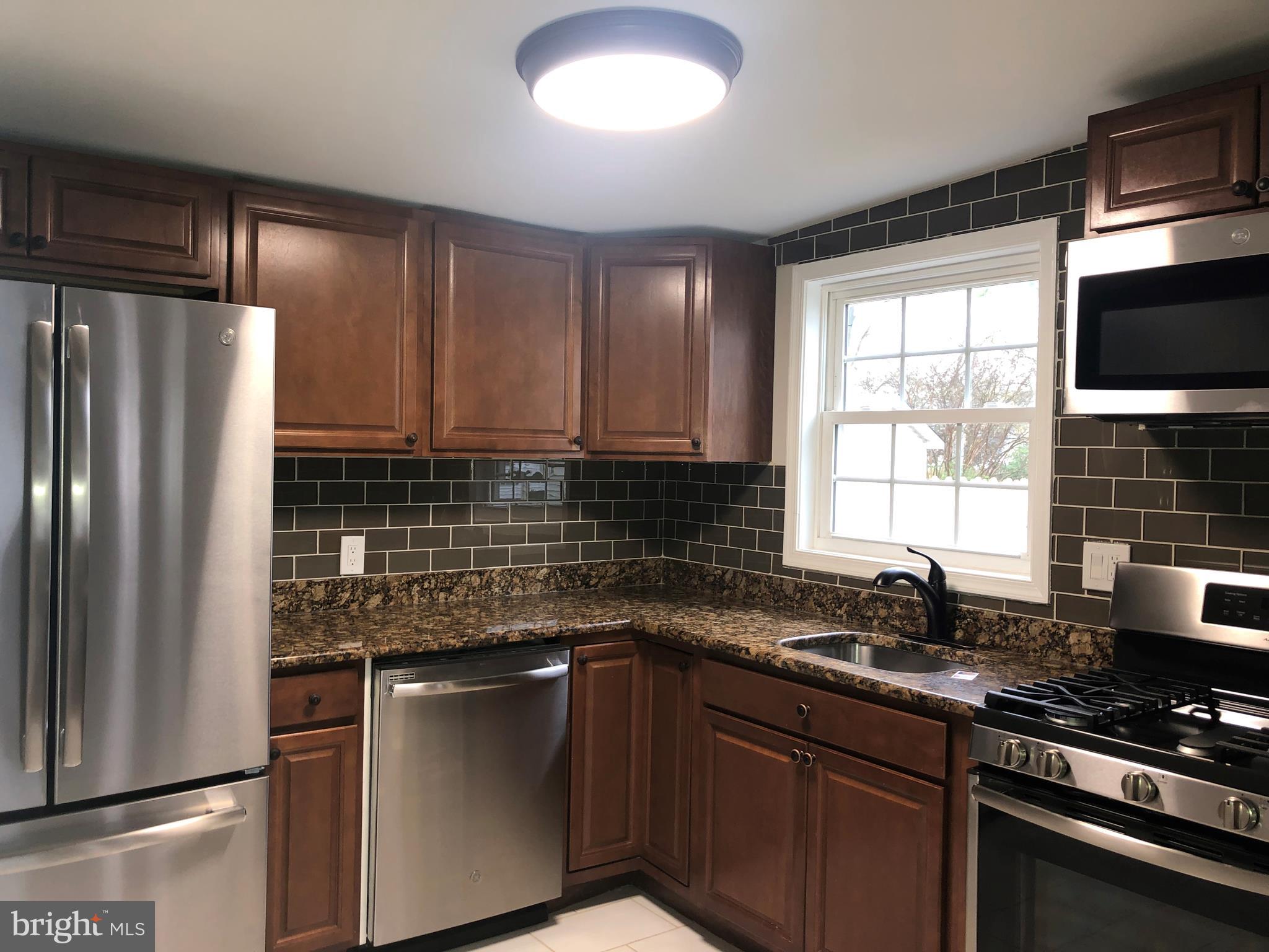 NORTH FORESTVILLE - Residential