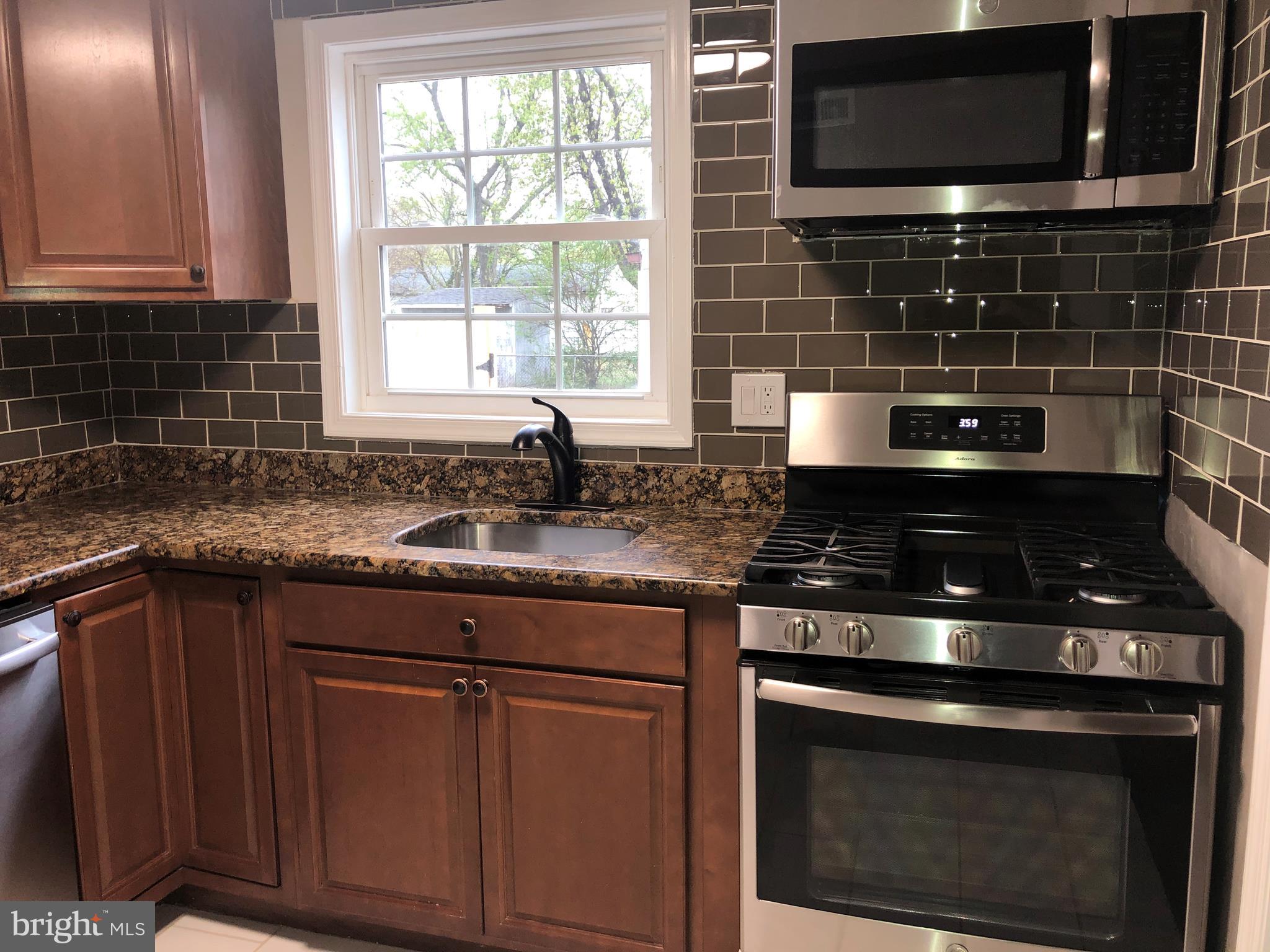 NORTH FORESTVILLE - Residential