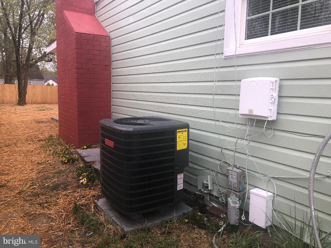 NORTH FORESTVILLE - Residential