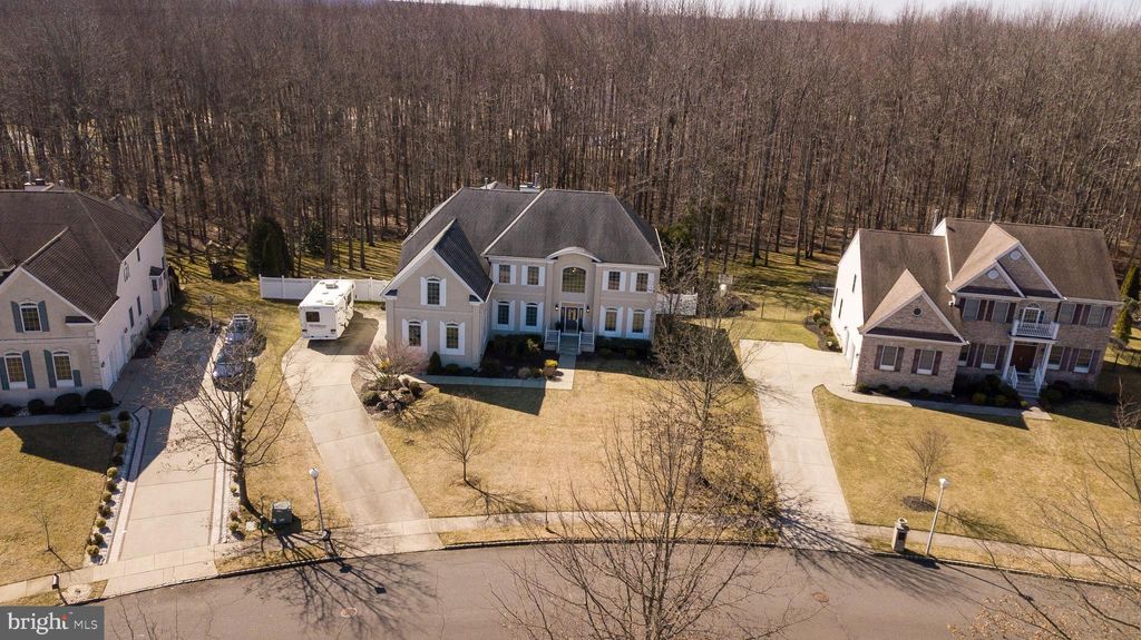 listing image 75