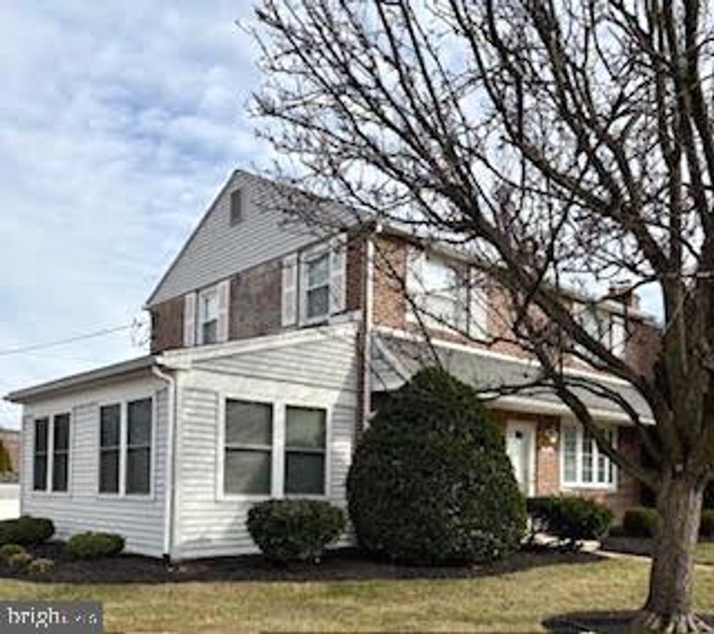 Photo of 113 James Drive, HAVERTOWN, PA 19083 (MLS # PADE2107852)