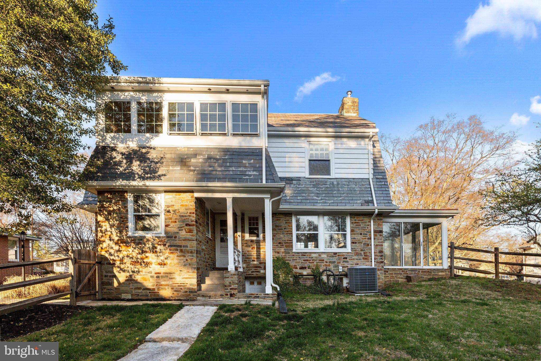 LANGHORNE MANOR - Residential