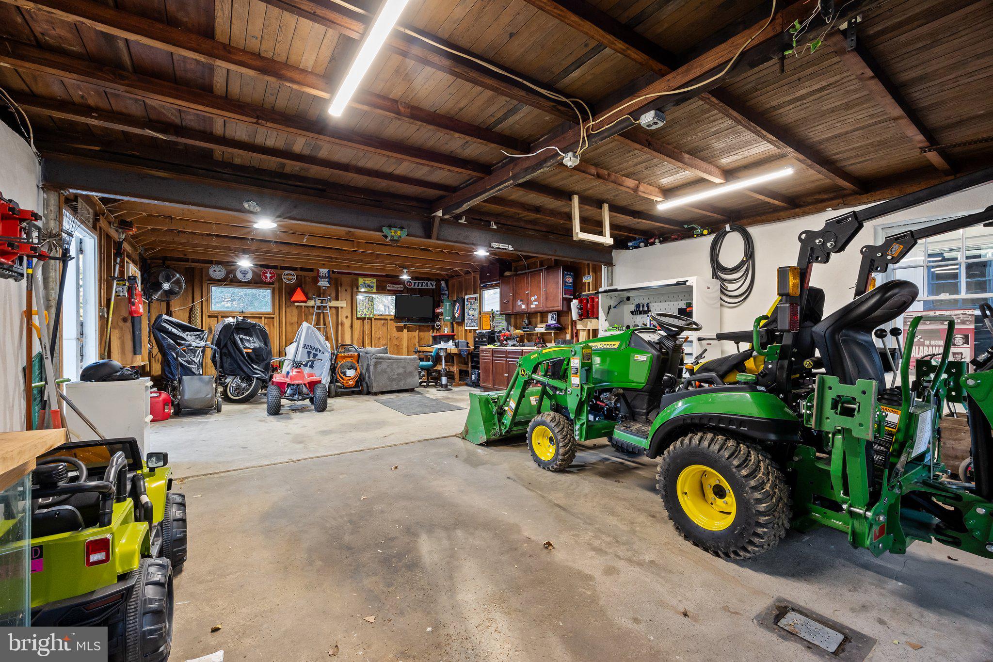 LANGHORNE MANOR - Residential