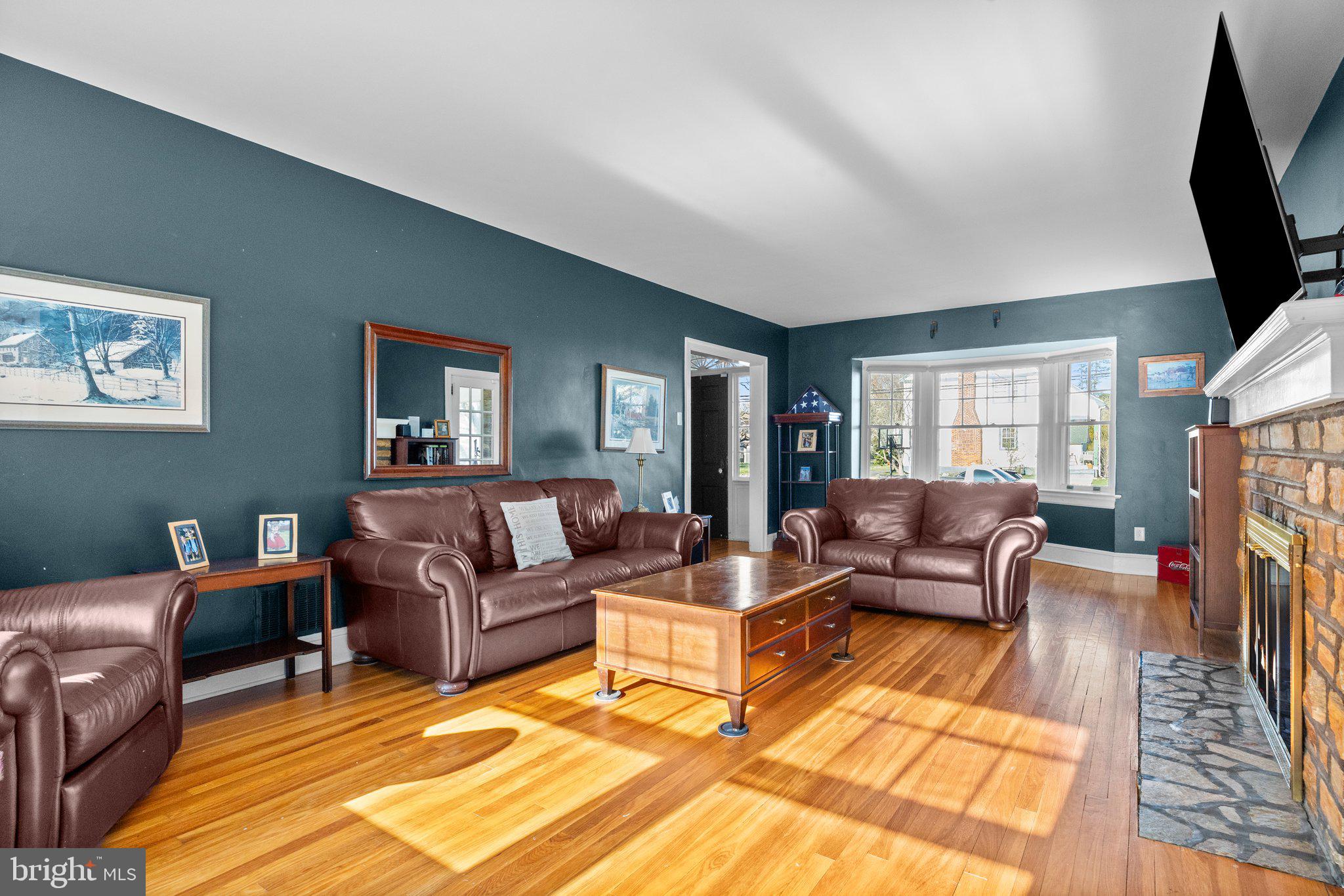 LANGHORNE MANOR - Residential