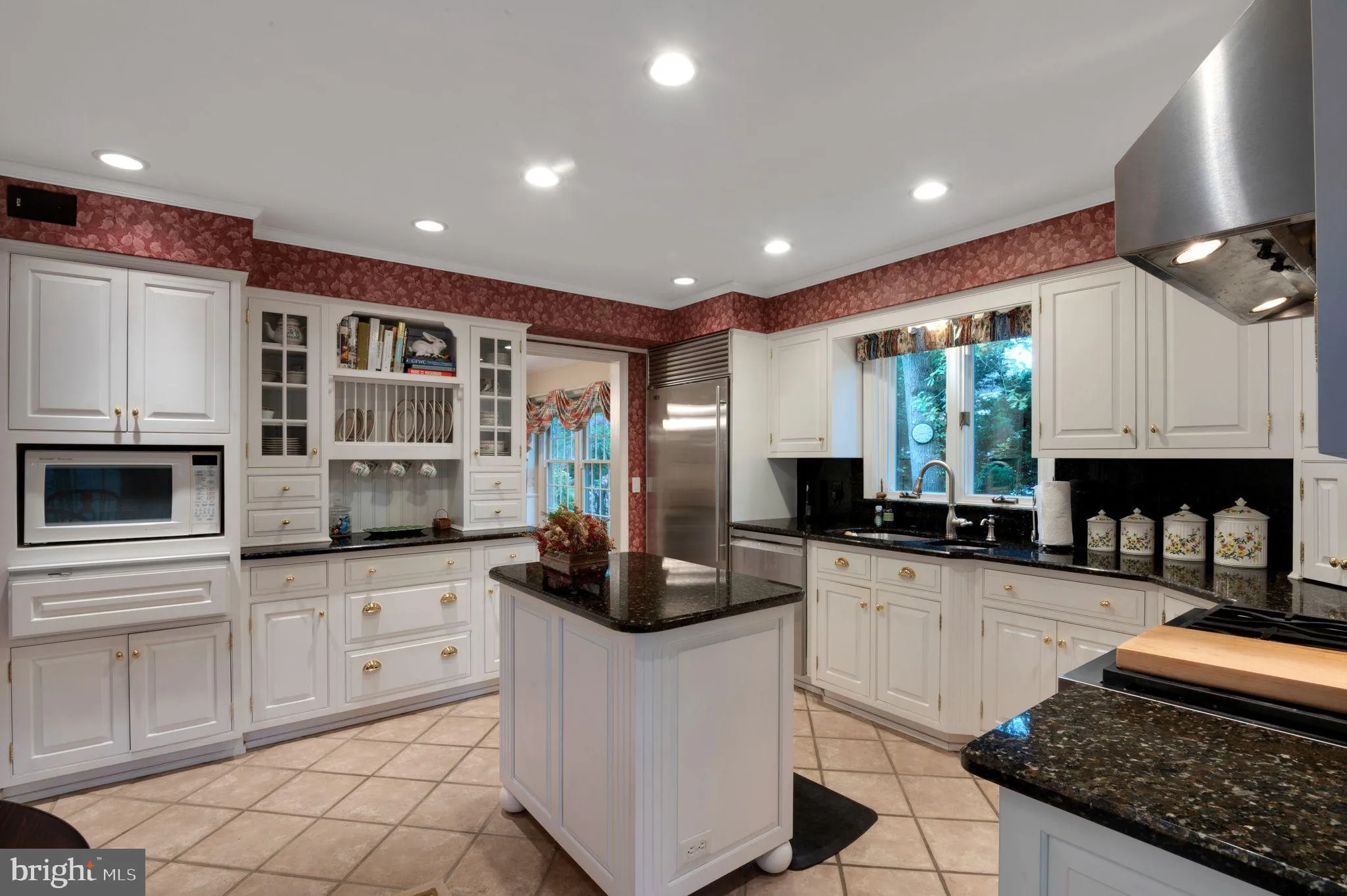 Millville, New Jersey 08332, United States, 4 Bedrooms Bedrooms, ,3 BathroomsBathrooms,Residential,Pending,57263