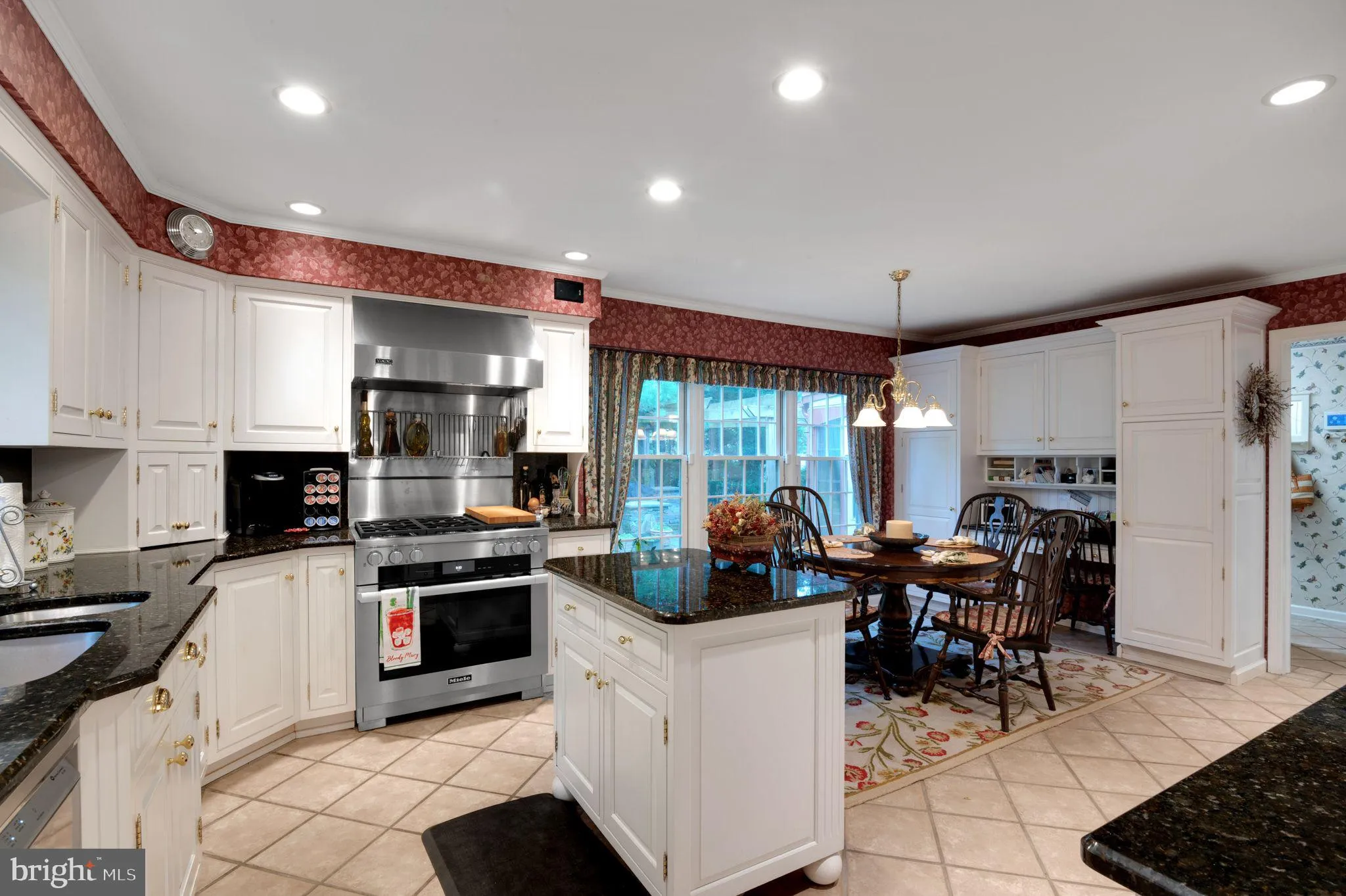 Millville, New Jersey 08332, United States, 4 Bedrooms Bedrooms, ,3 BathroomsBathrooms,Residential,Pending,57263