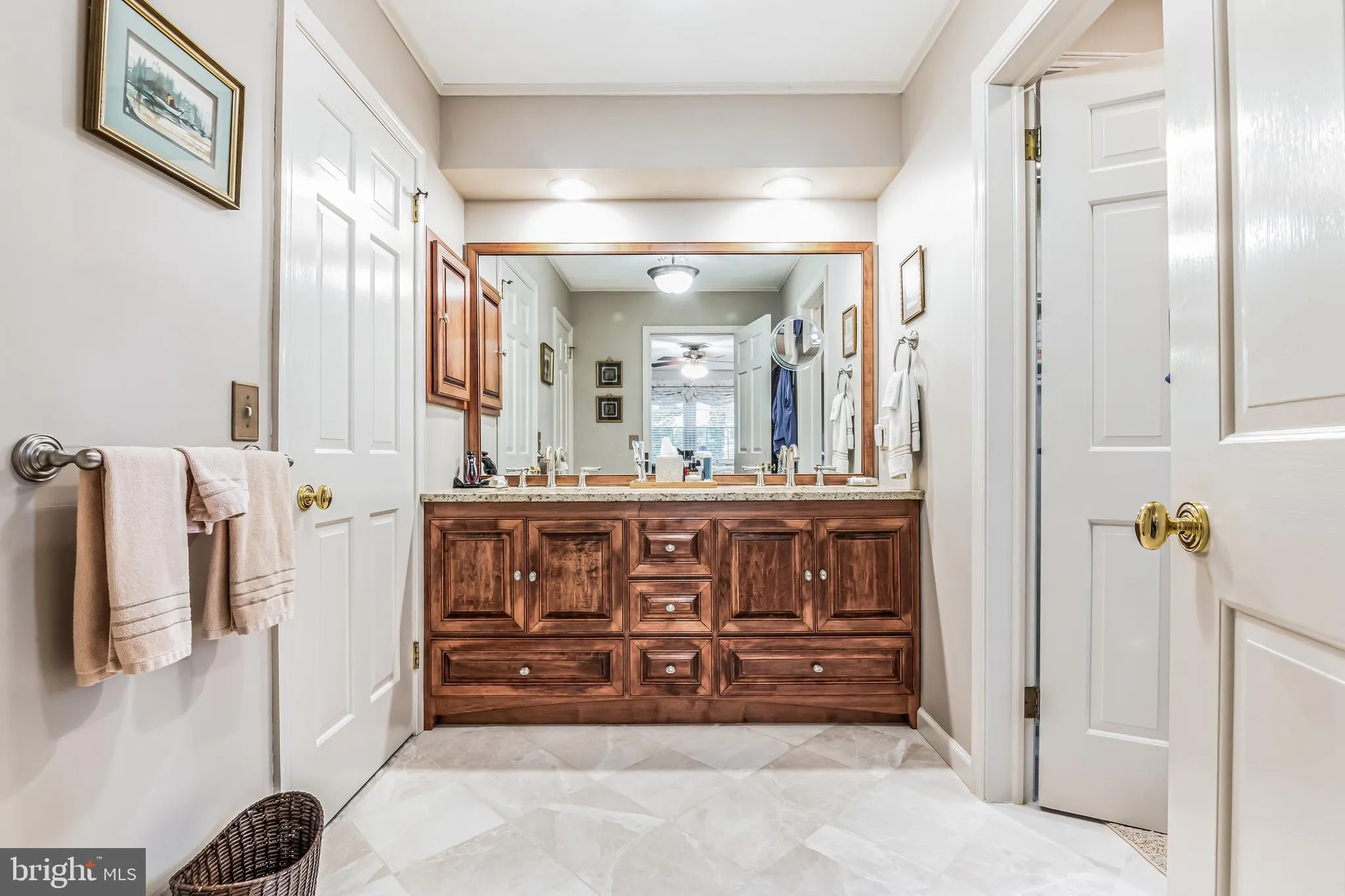 Millville, New Jersey 08332, United States, 4 Bedrooms Bedrooms, ,3 BathroomsBathrooms,Residential,Pending,57263