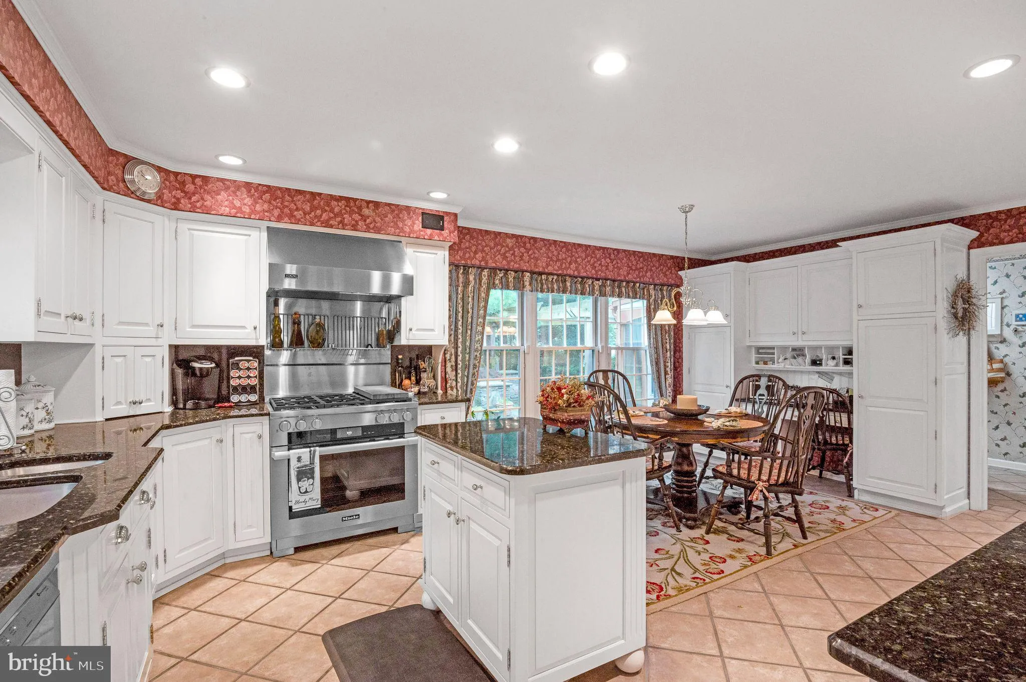 Millville, New Jersey 08332, United States, 4 Bedrooms Bedrooms, ,3 BathroomsBathrooms,Residential,Pending,57263